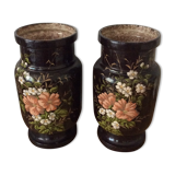 Paire de vases anciens