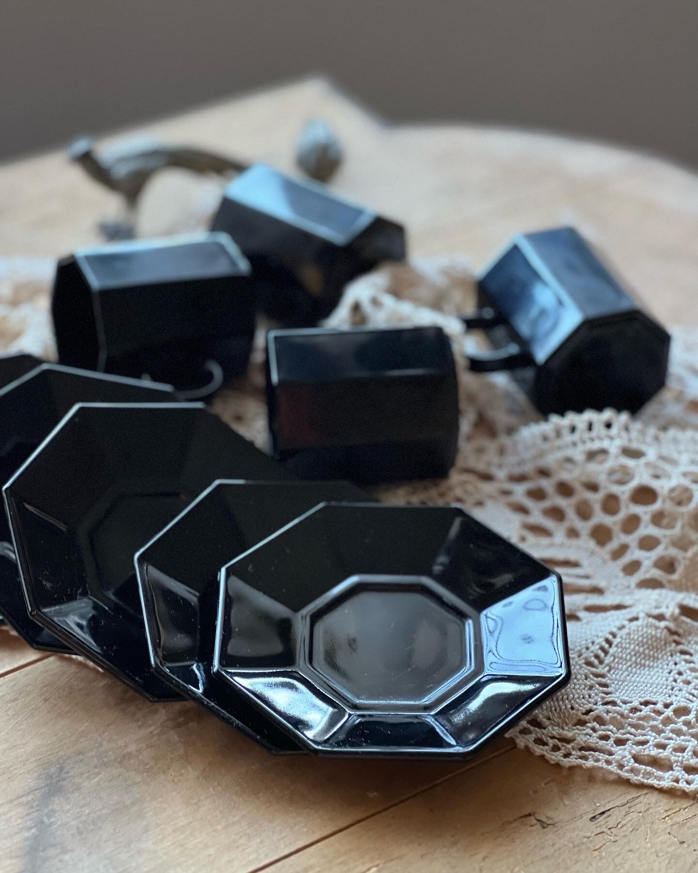 4 coffee cups Esso Arcoroc collection