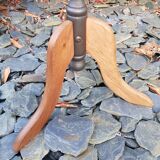Tripod pedestal table