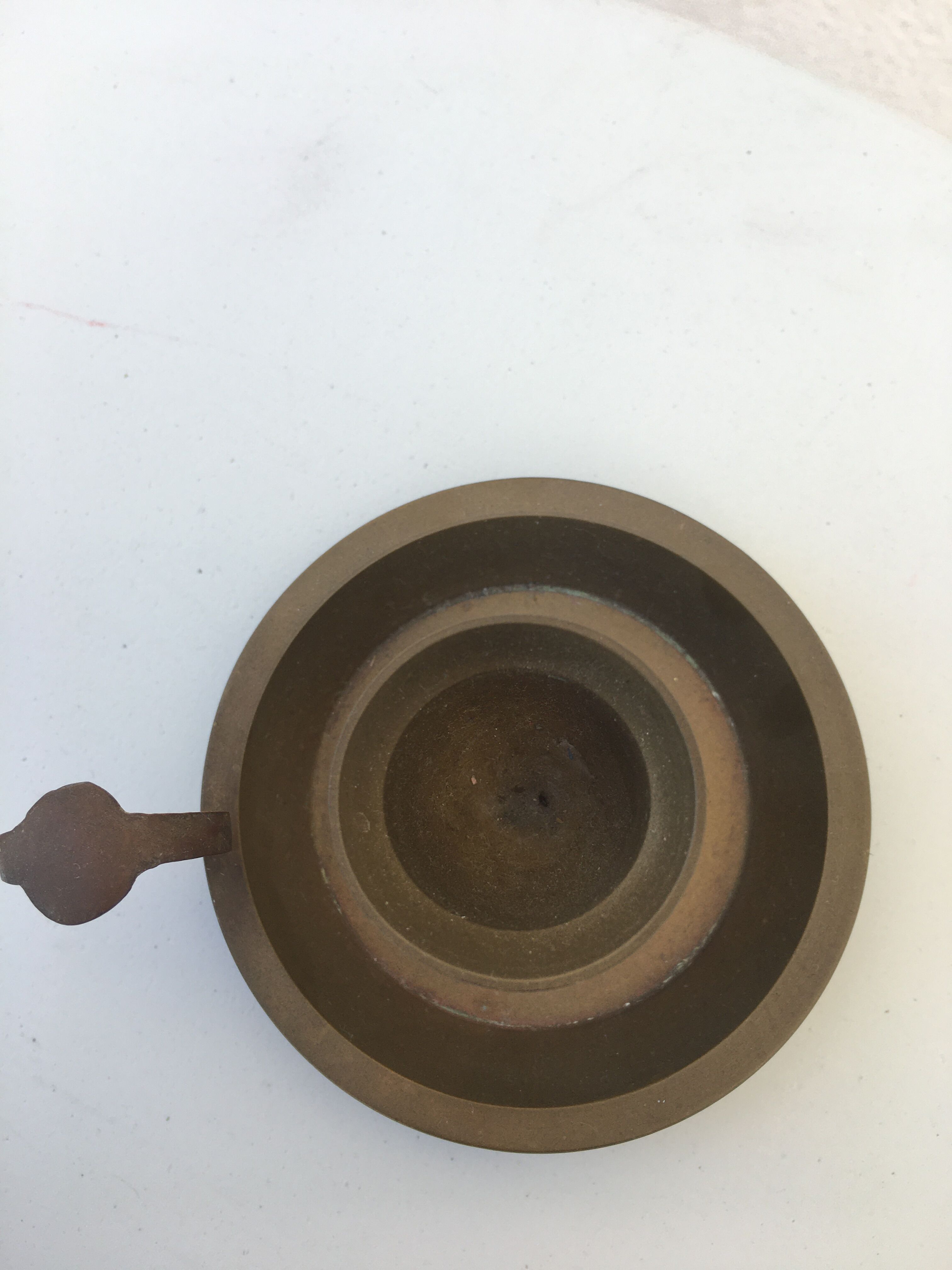 Hand candle holder