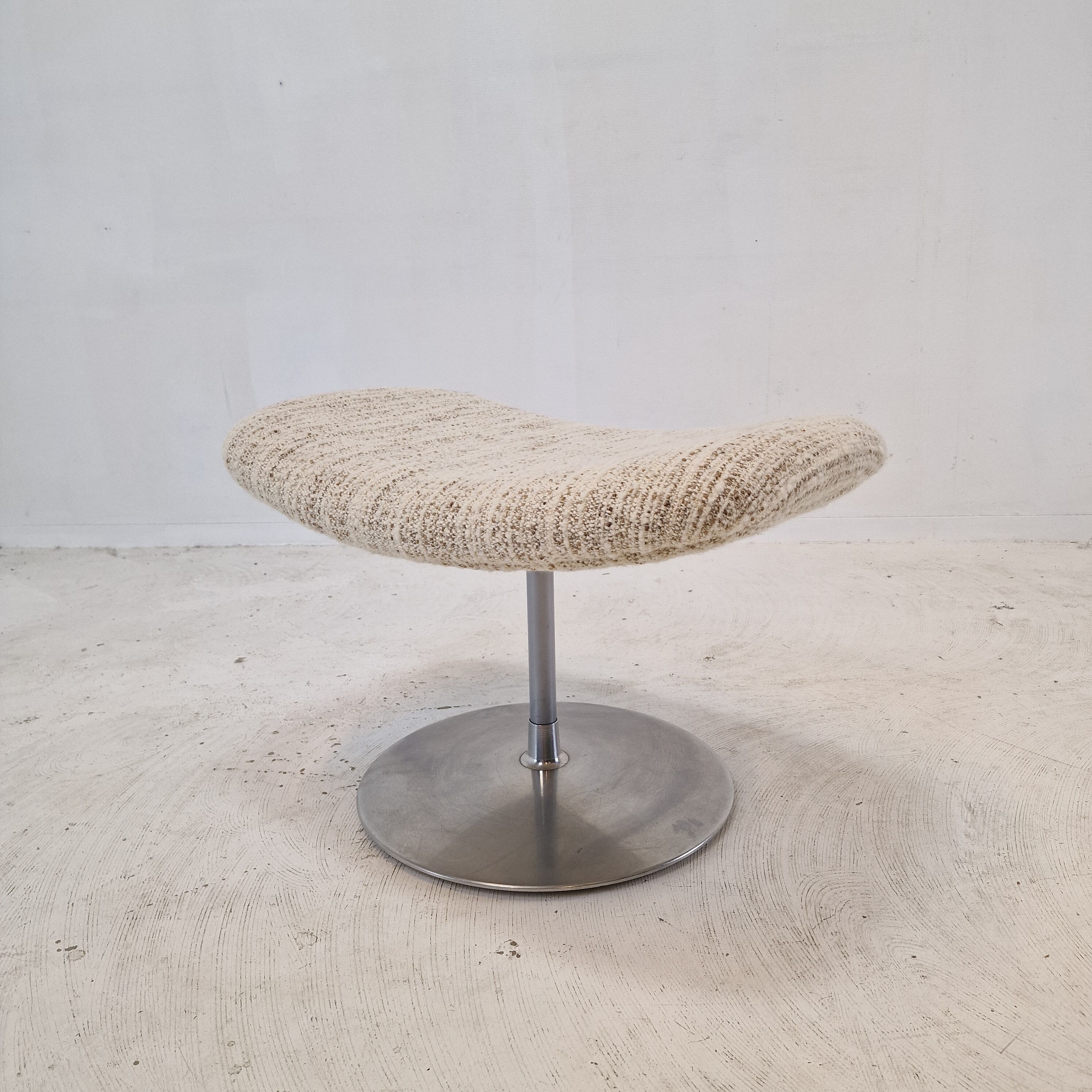 Big Tulip Chair and Ottoman by Pierre Paulin for Artifort, 1980s