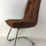 4 velvet-hulled chairs