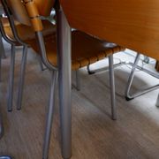 1980s extendable dining table