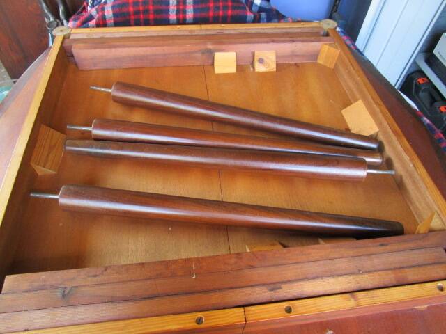 60s Scandinavian table in rosewood