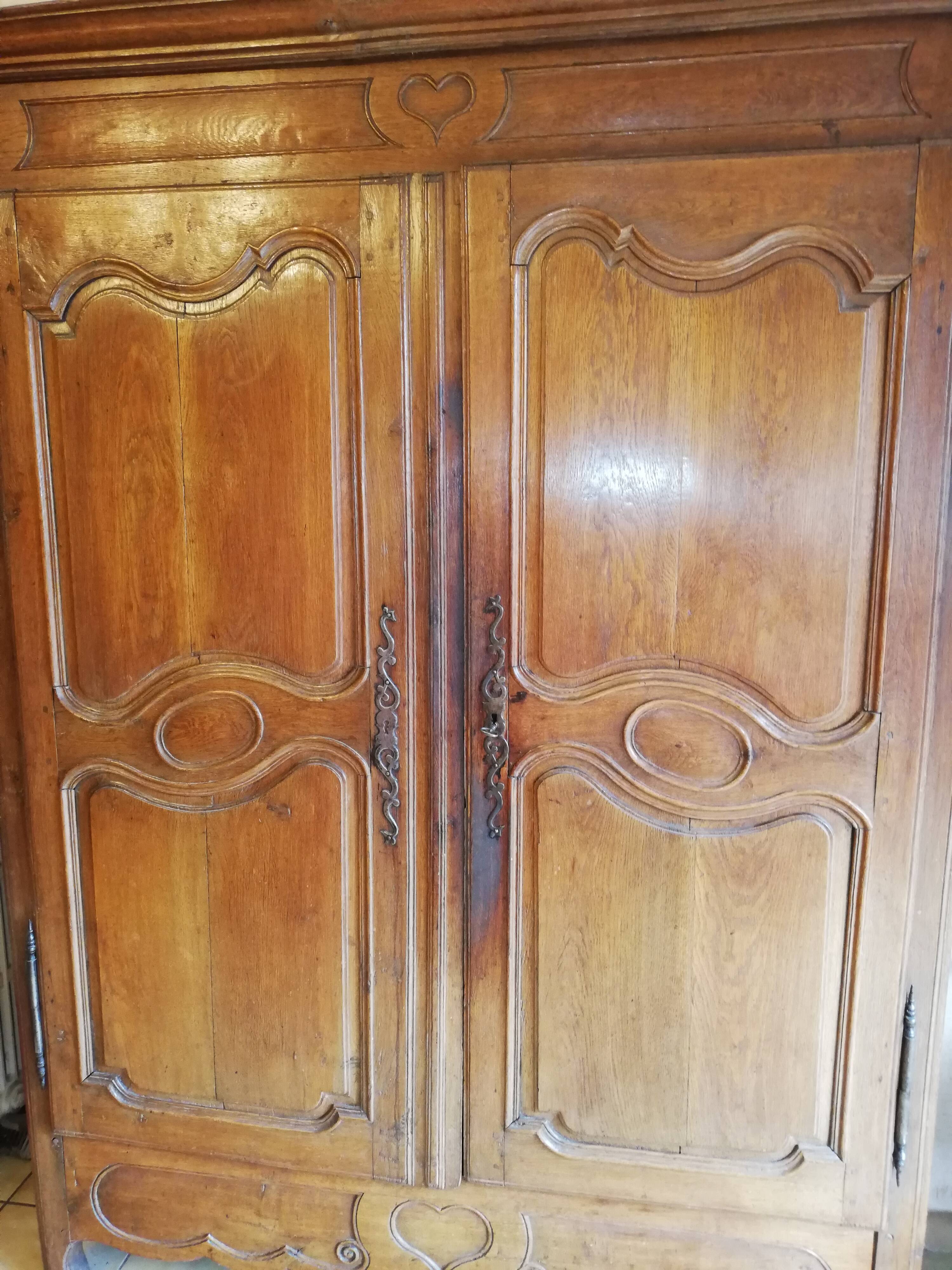Armoire ancienne