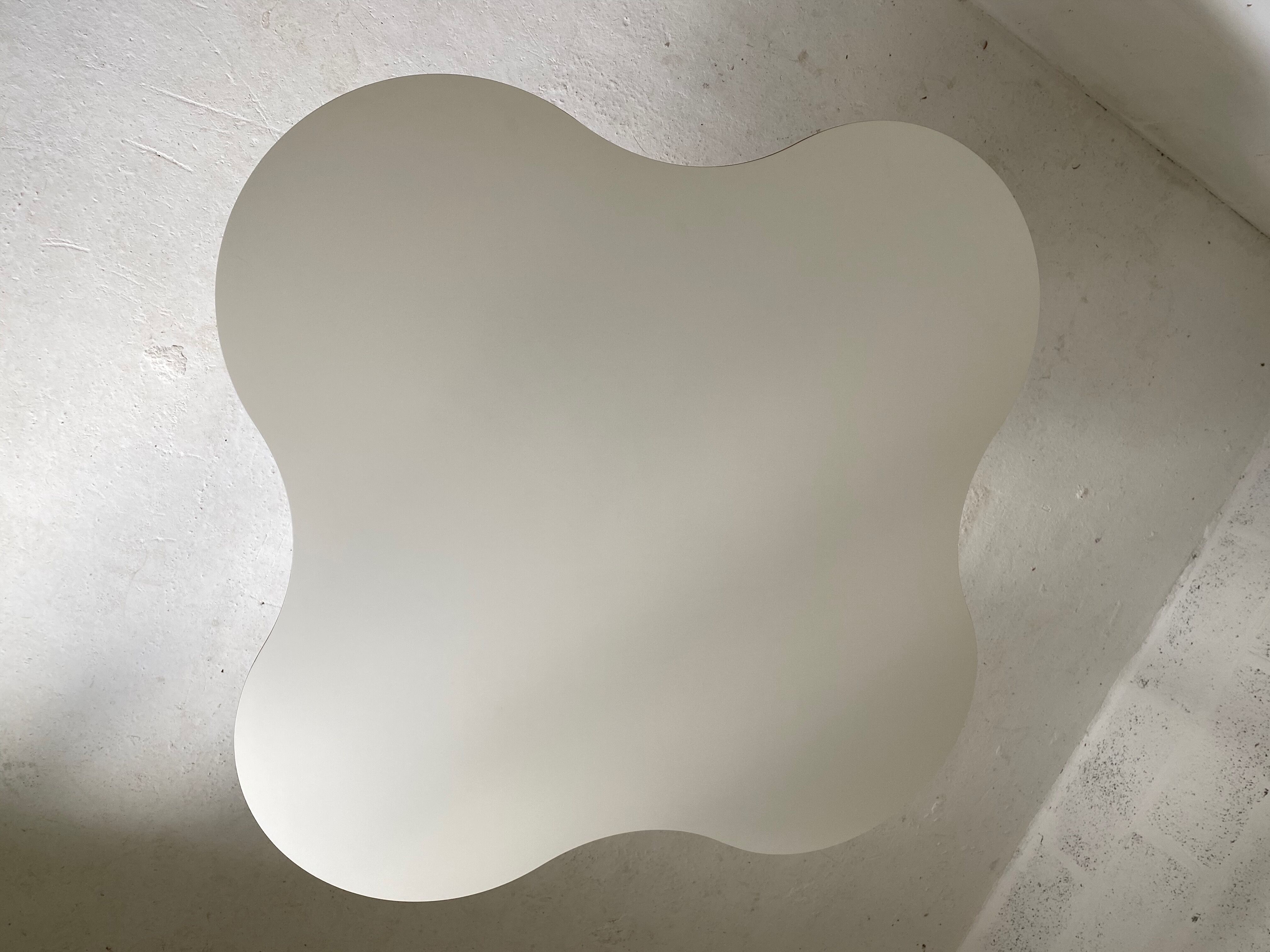 Vintage cloud table 1970