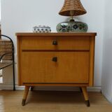 Table de chevet