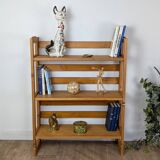 Folding bookcase shelf