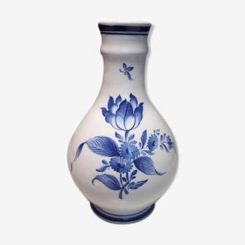 Vase bleu malicorne