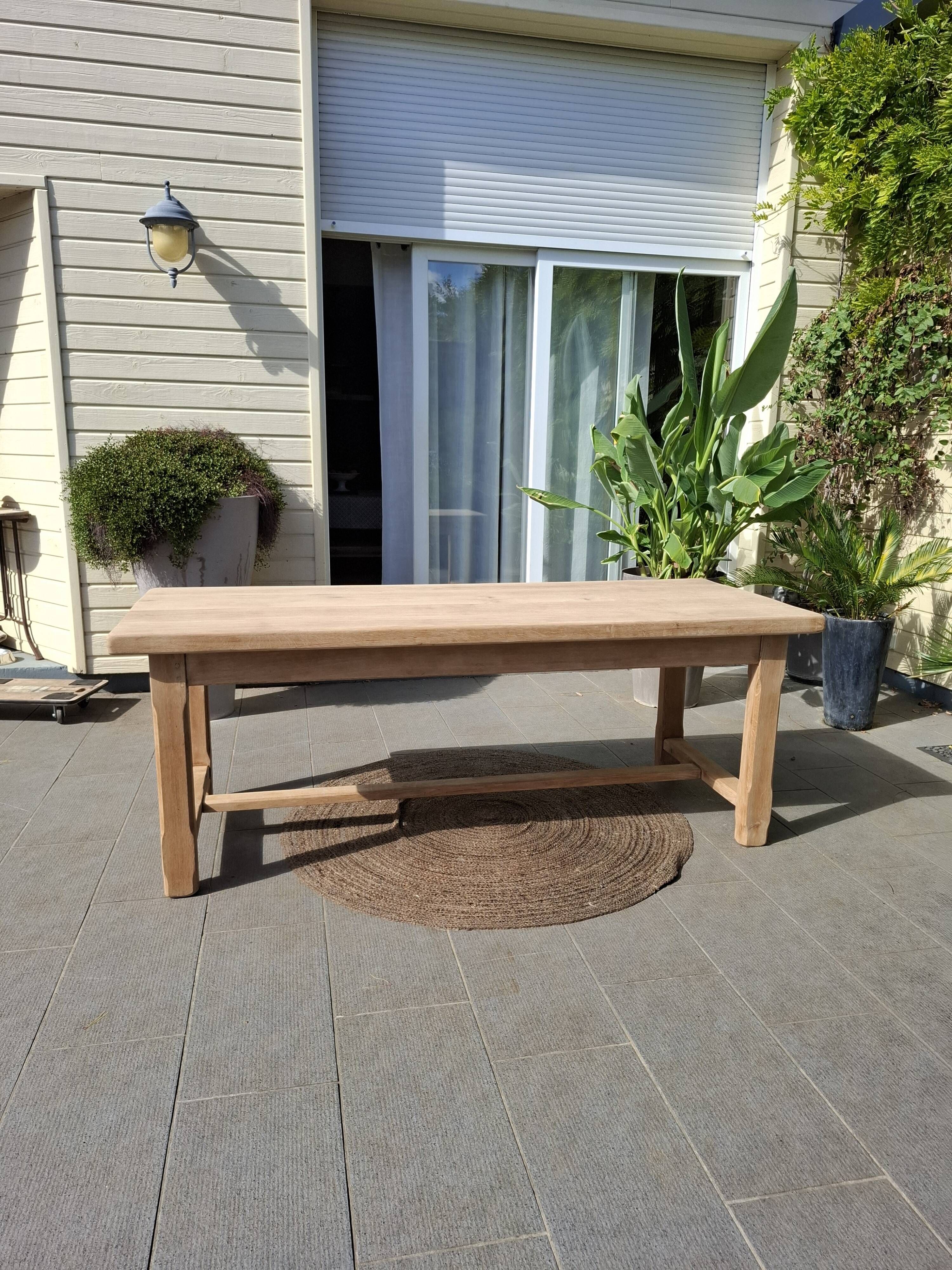 N052 renovated farmhouse table