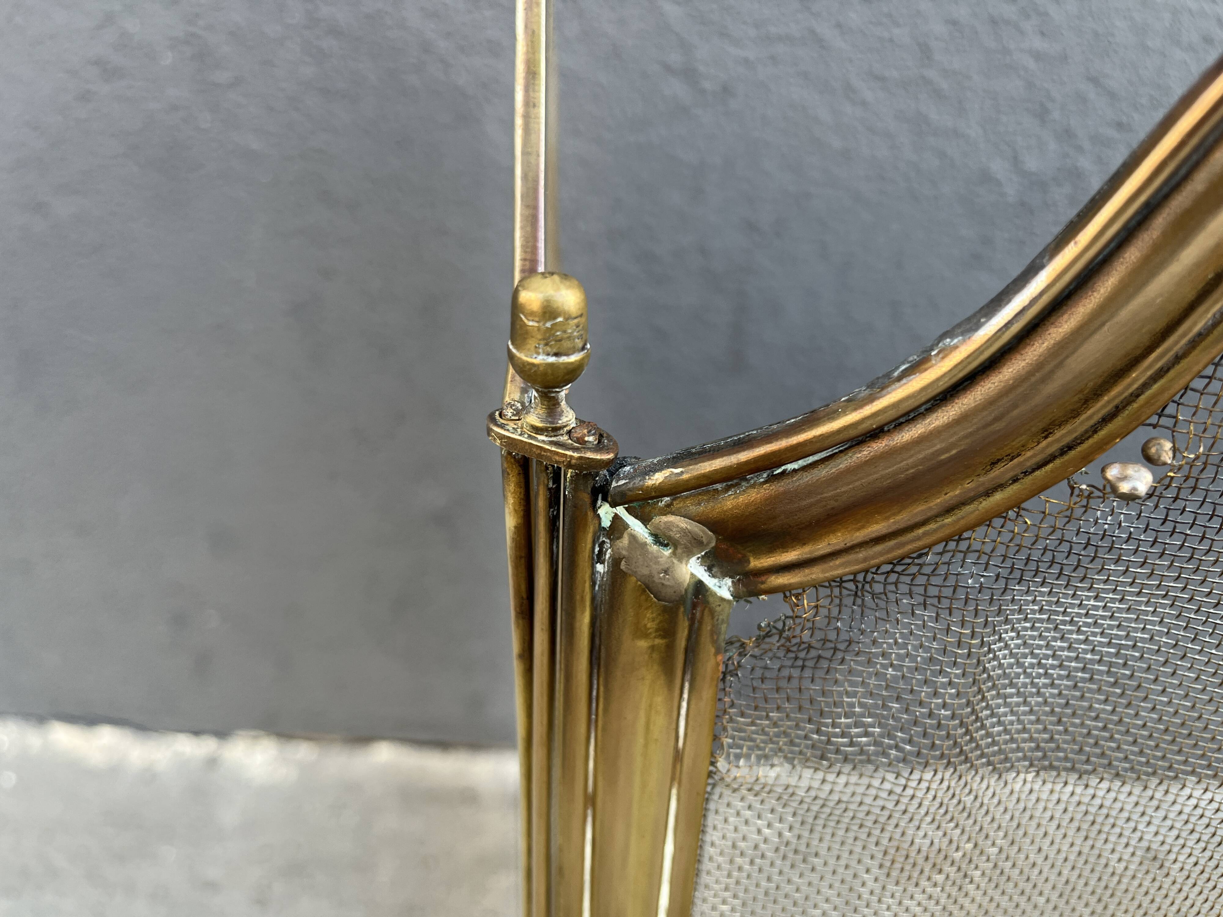 19th-century fireplace screen by Bouhon Frères in brass