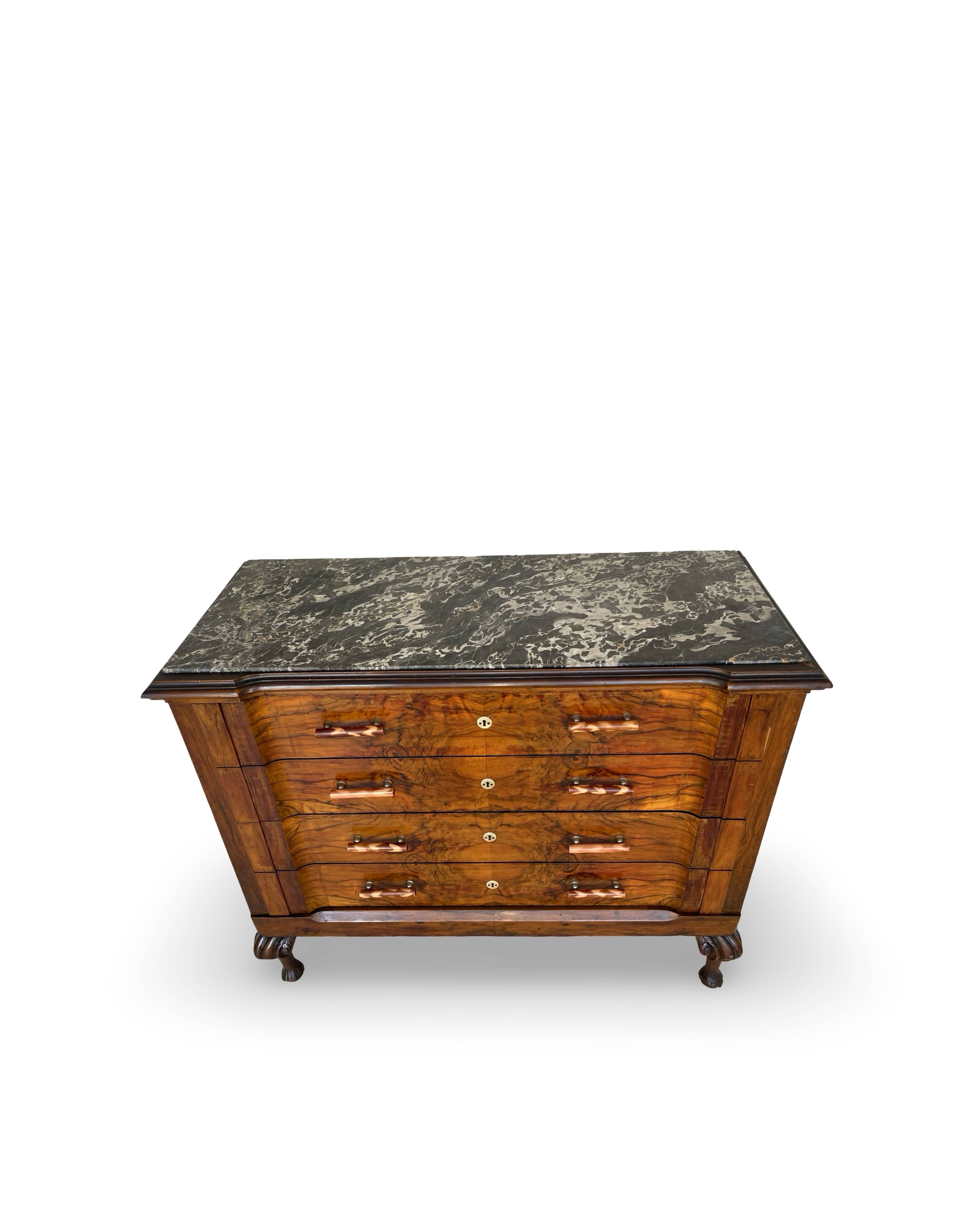 An Italian chest of drawers from the 1940s.