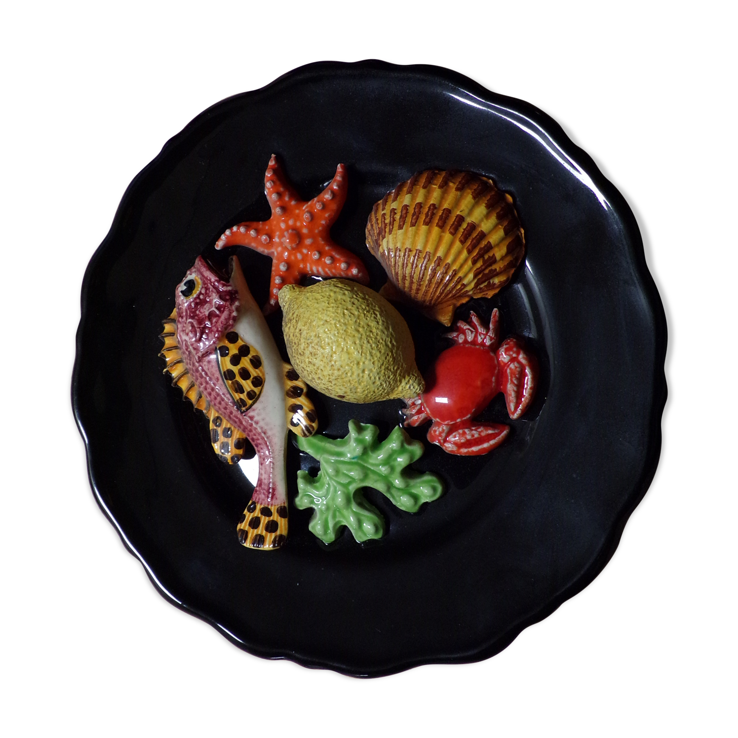 Vintage Vallauris trompe-l'oeil plate