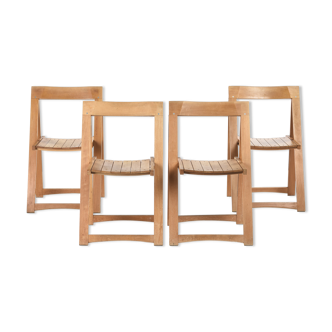 Folding chairs