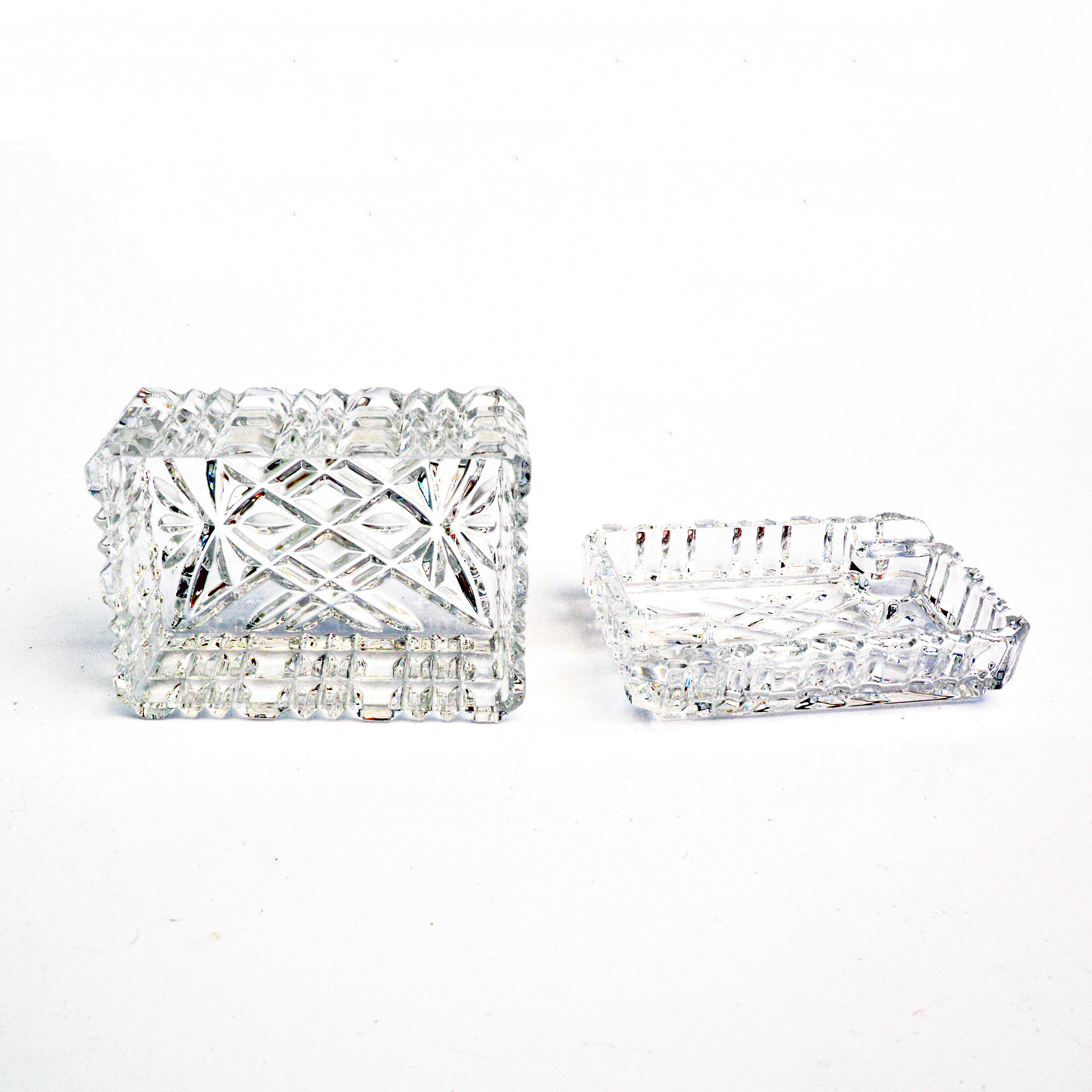 1980s crystal ashtray with cigarette case, Julia Glassworks, Poland