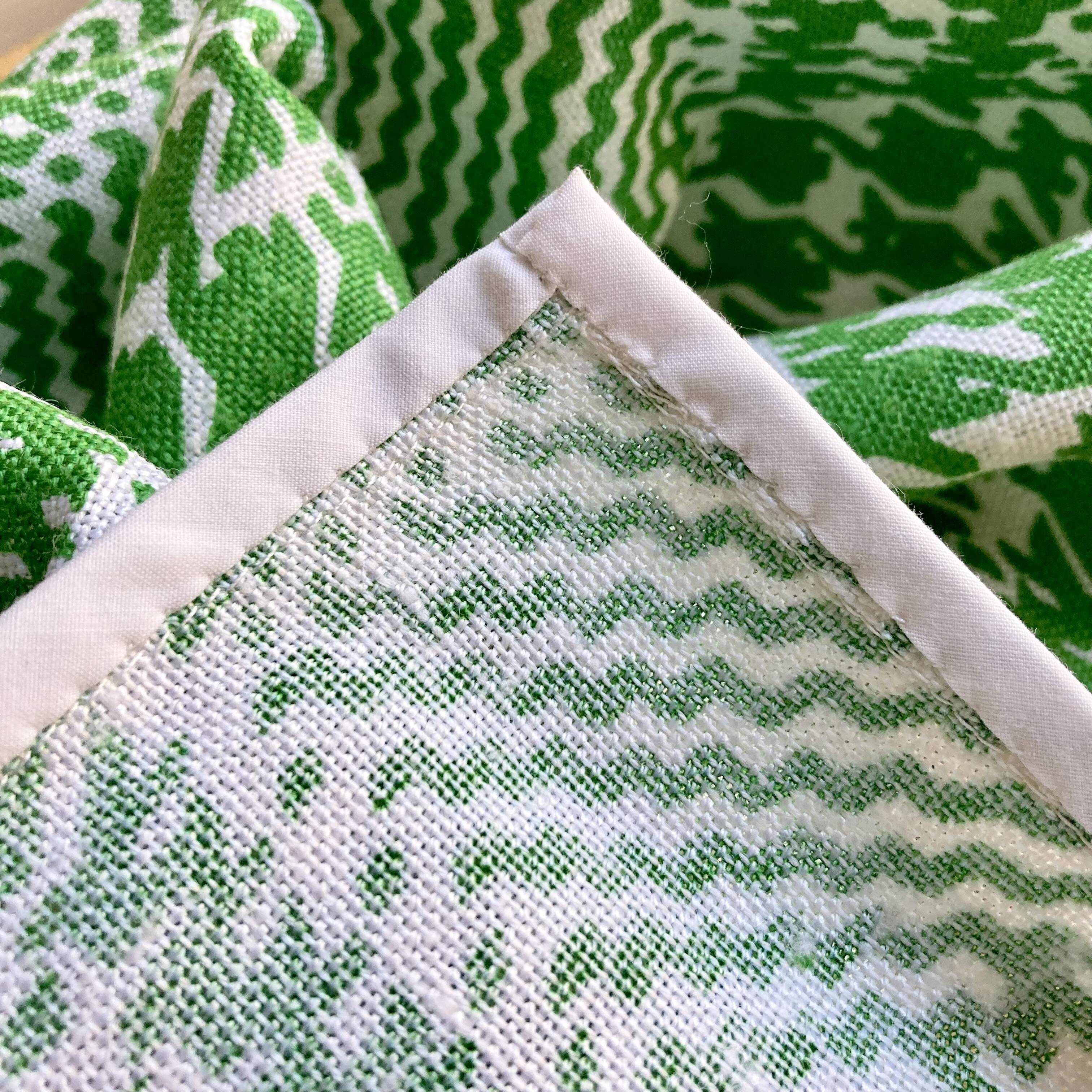 Vintage Apéro / Tea Tablecloth