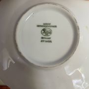Set of 4 Hutschenreuther fine porcelain cups and saucers.