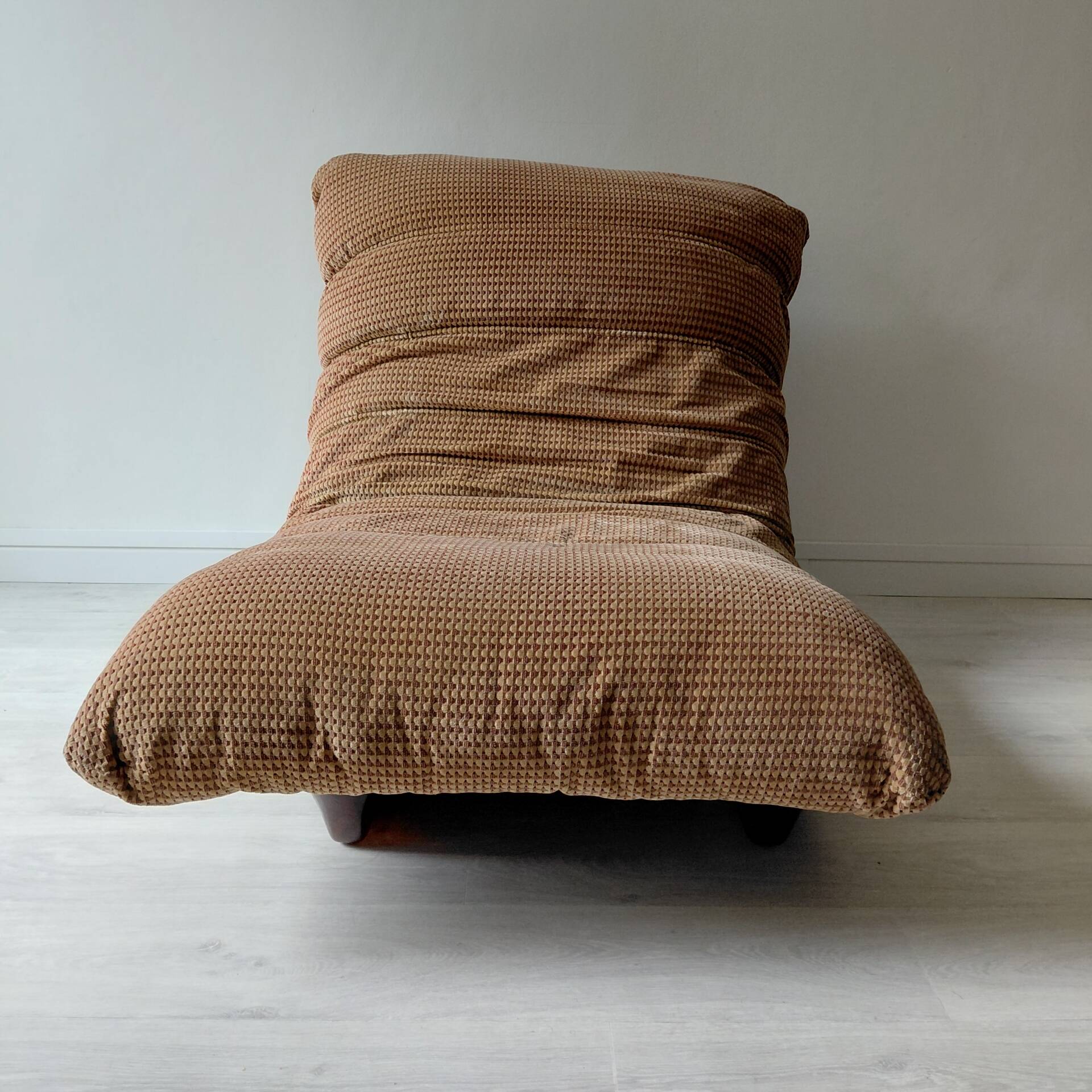 Marsala vintage armchair – Michel Ducaroy for Ligne Roset