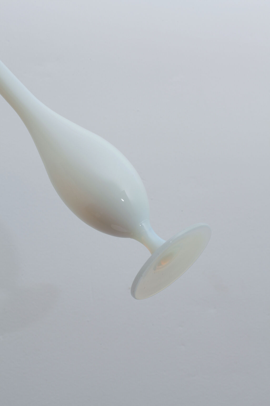 Pearly milky white soliflor vase