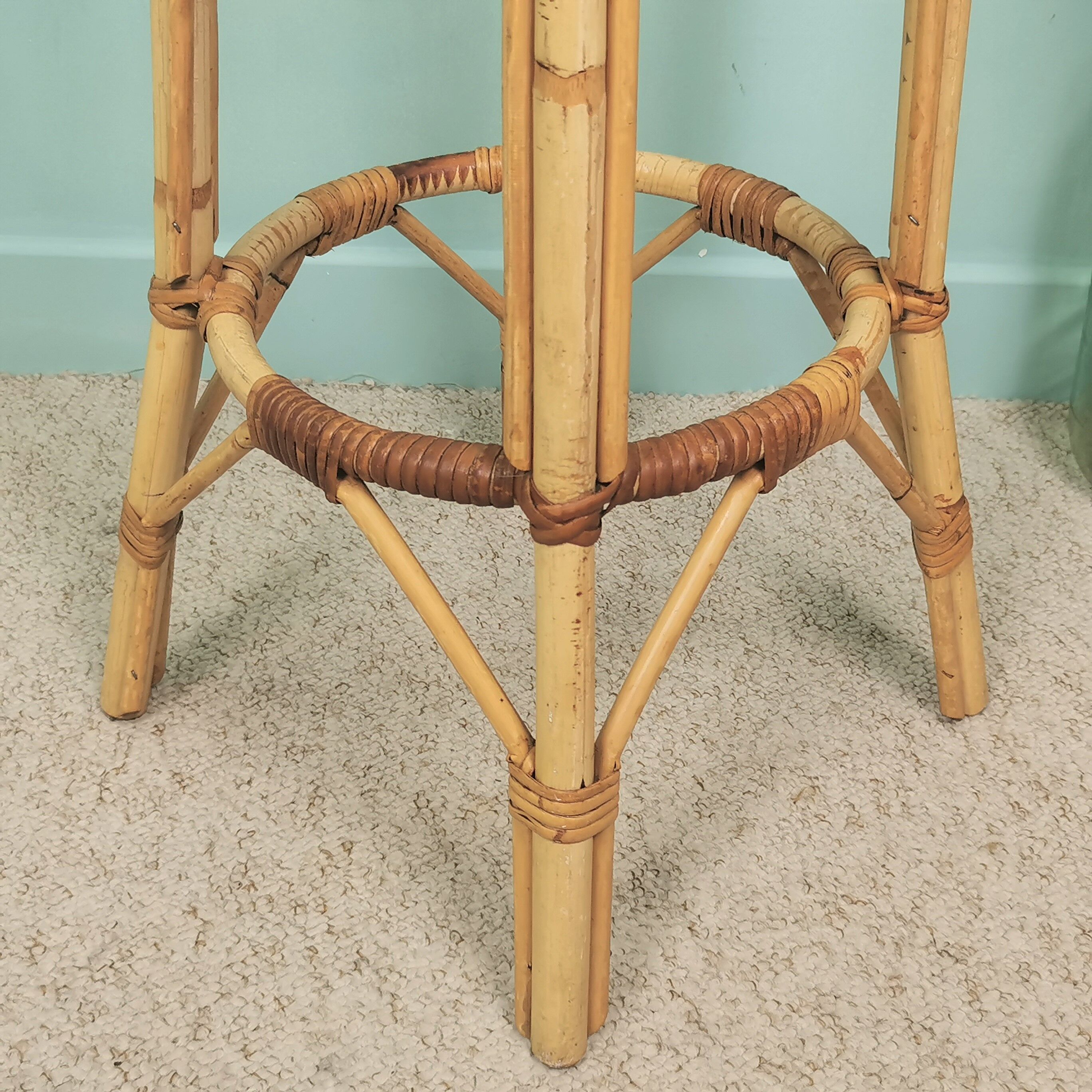 Rattan bar and stools