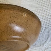 6 assiettes creuses en grès émaillé marron Longchamp, années 1970