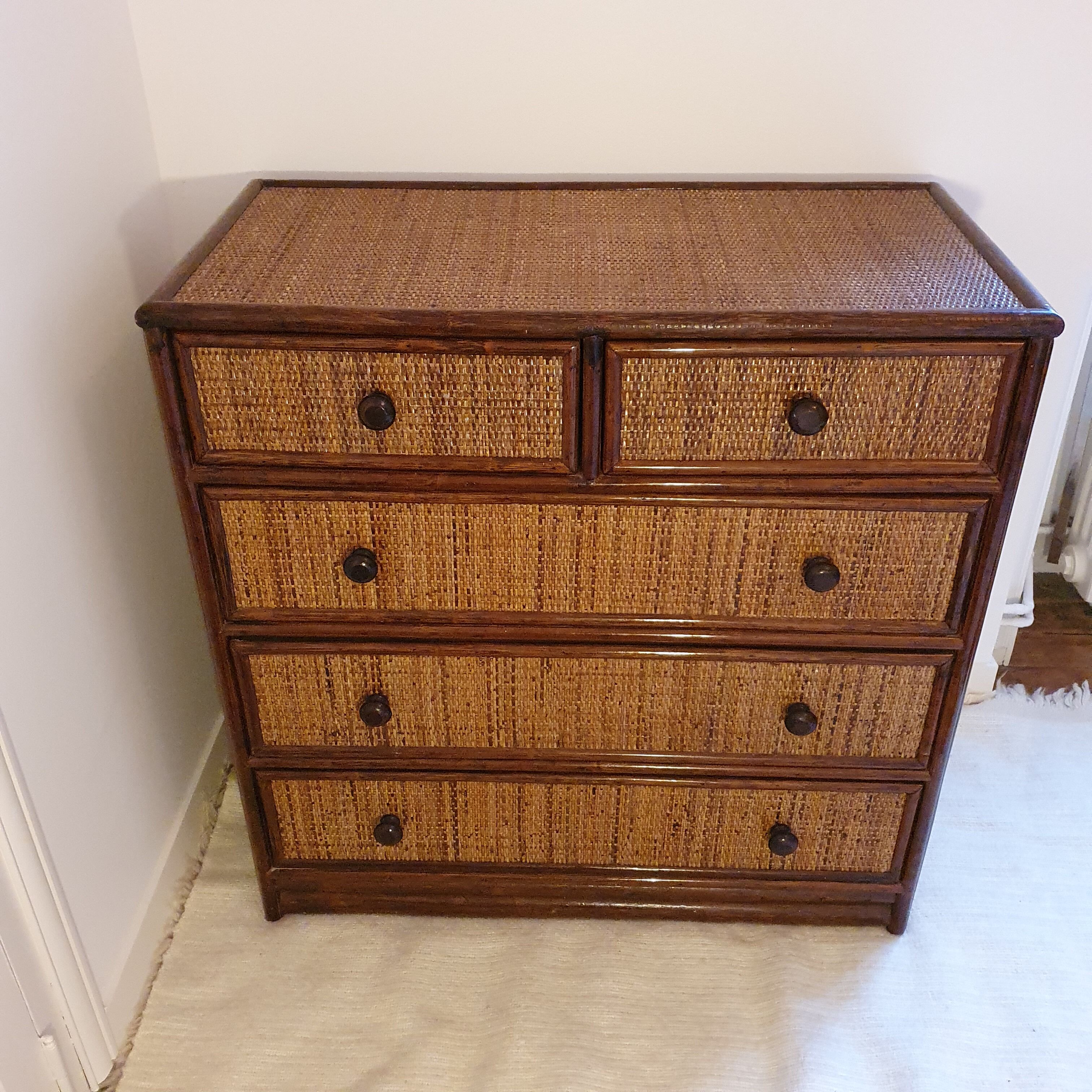 Commodity in rattan 5 drawers