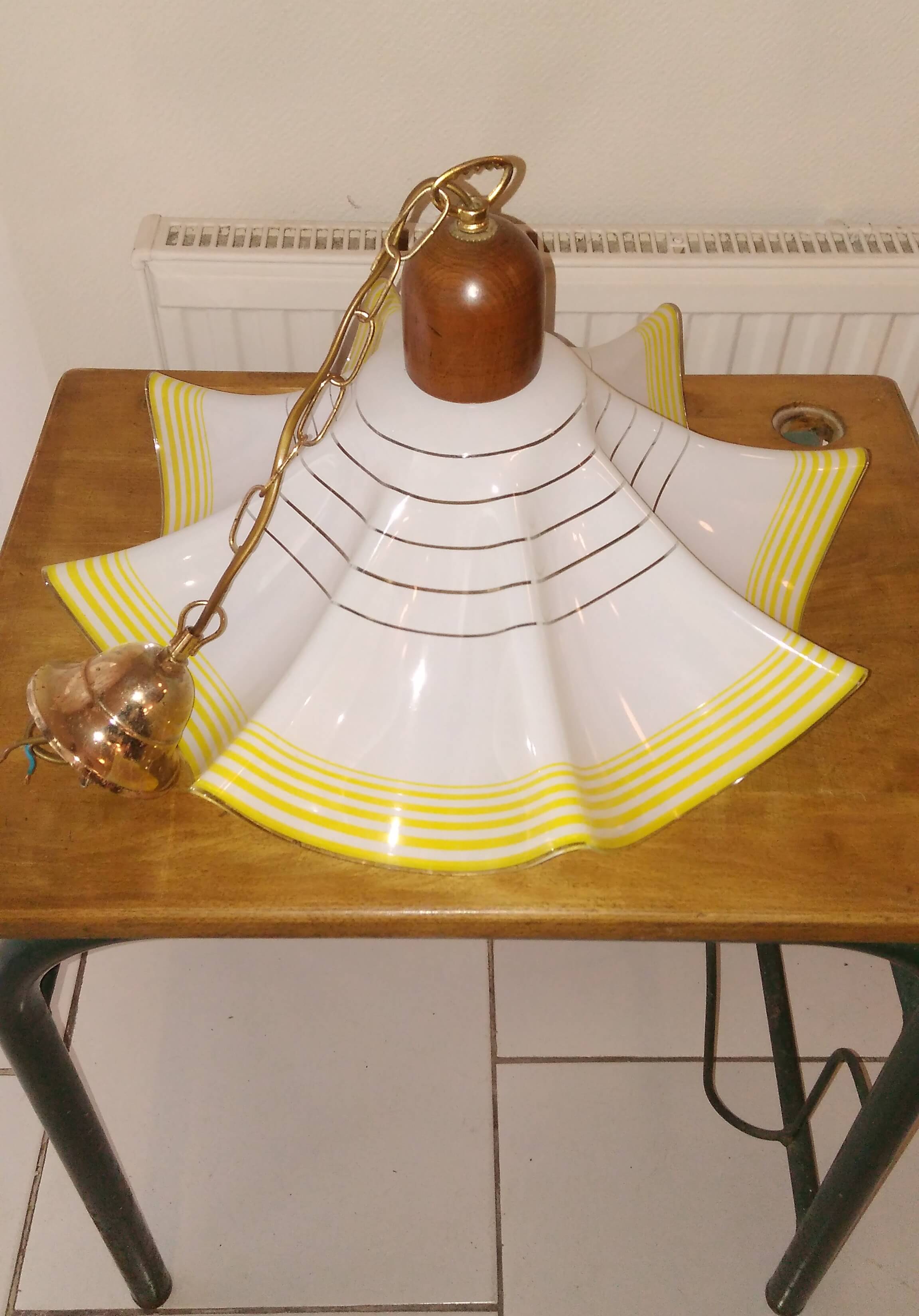 Suspension vintage glass opaline white yellow designs