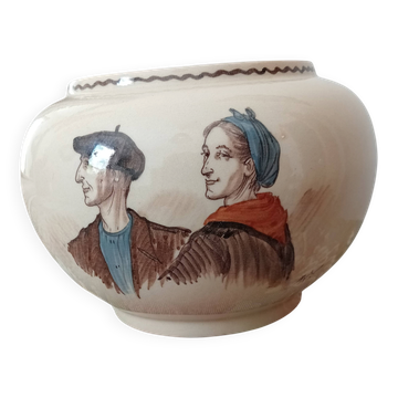 Vase from the Cazalas factory, signed Paule Douau.