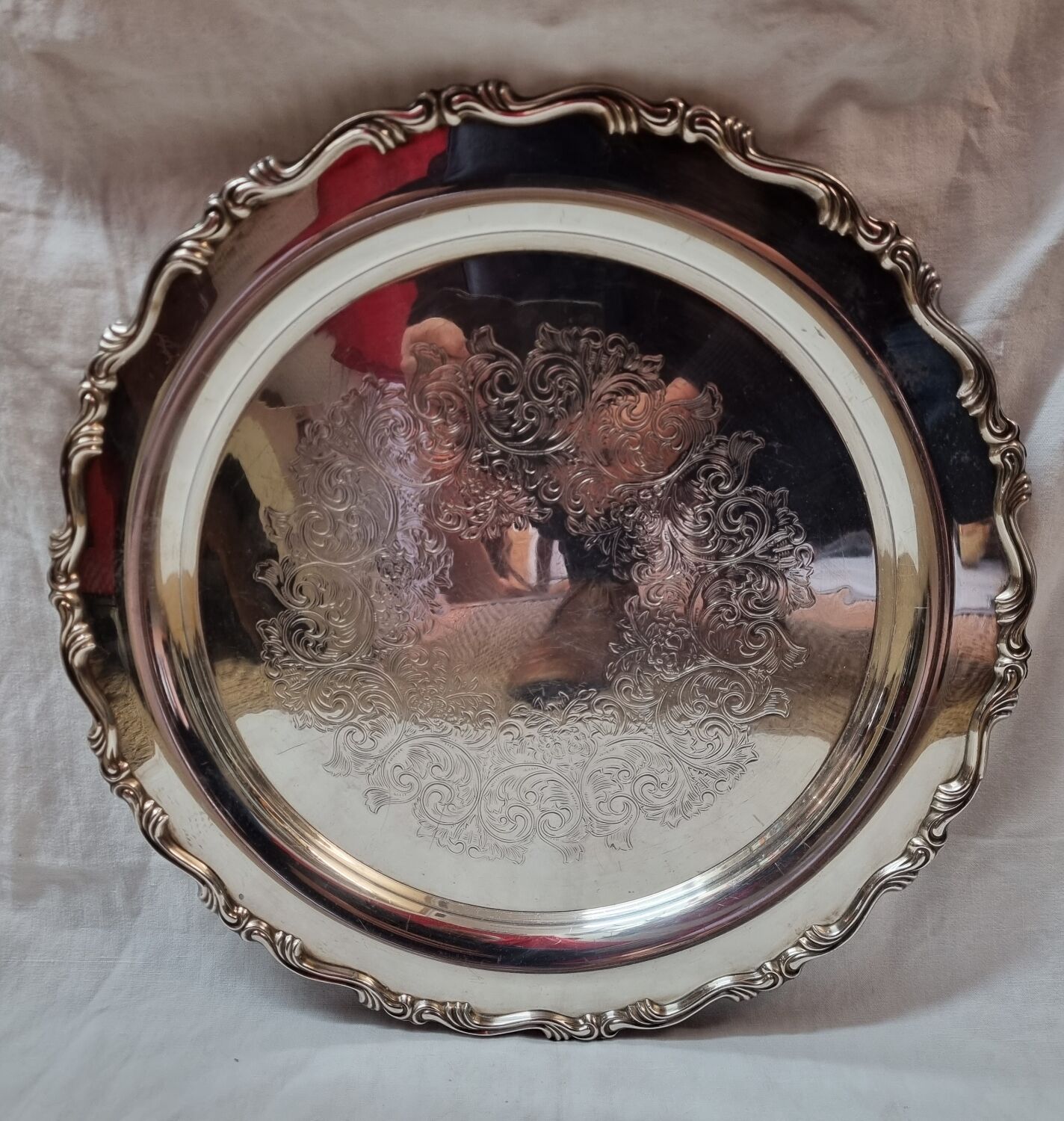 Round silver top, early twentieth century