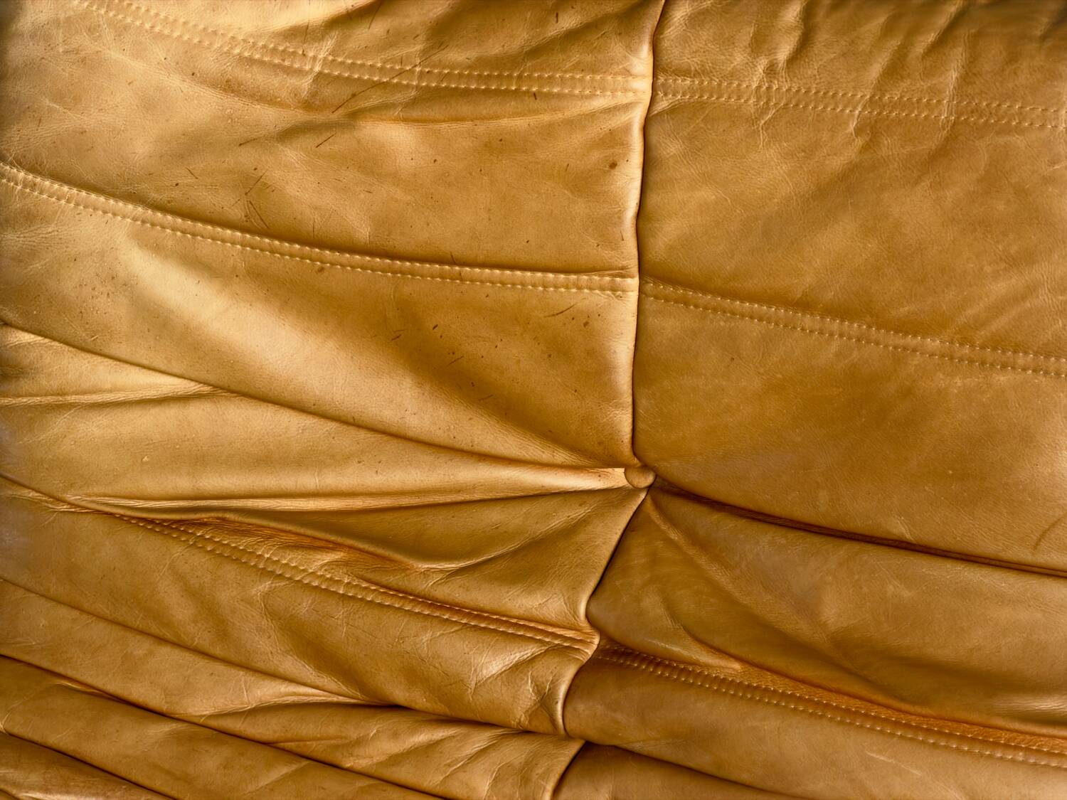 Togo 2-seater sofa Ligne Roset