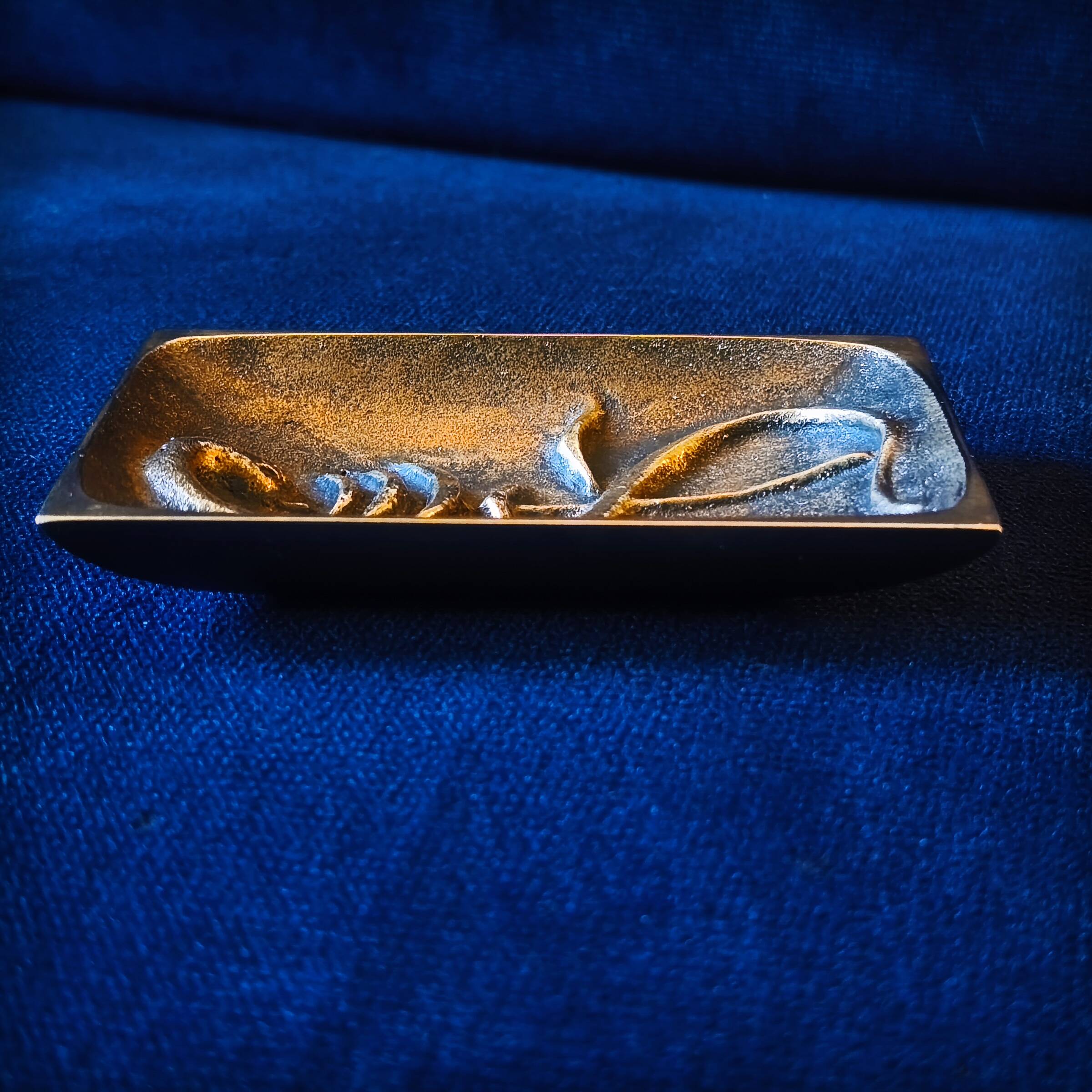 Brutalist bronze ashtray by Alfieri Gardone for Lauterbach.
