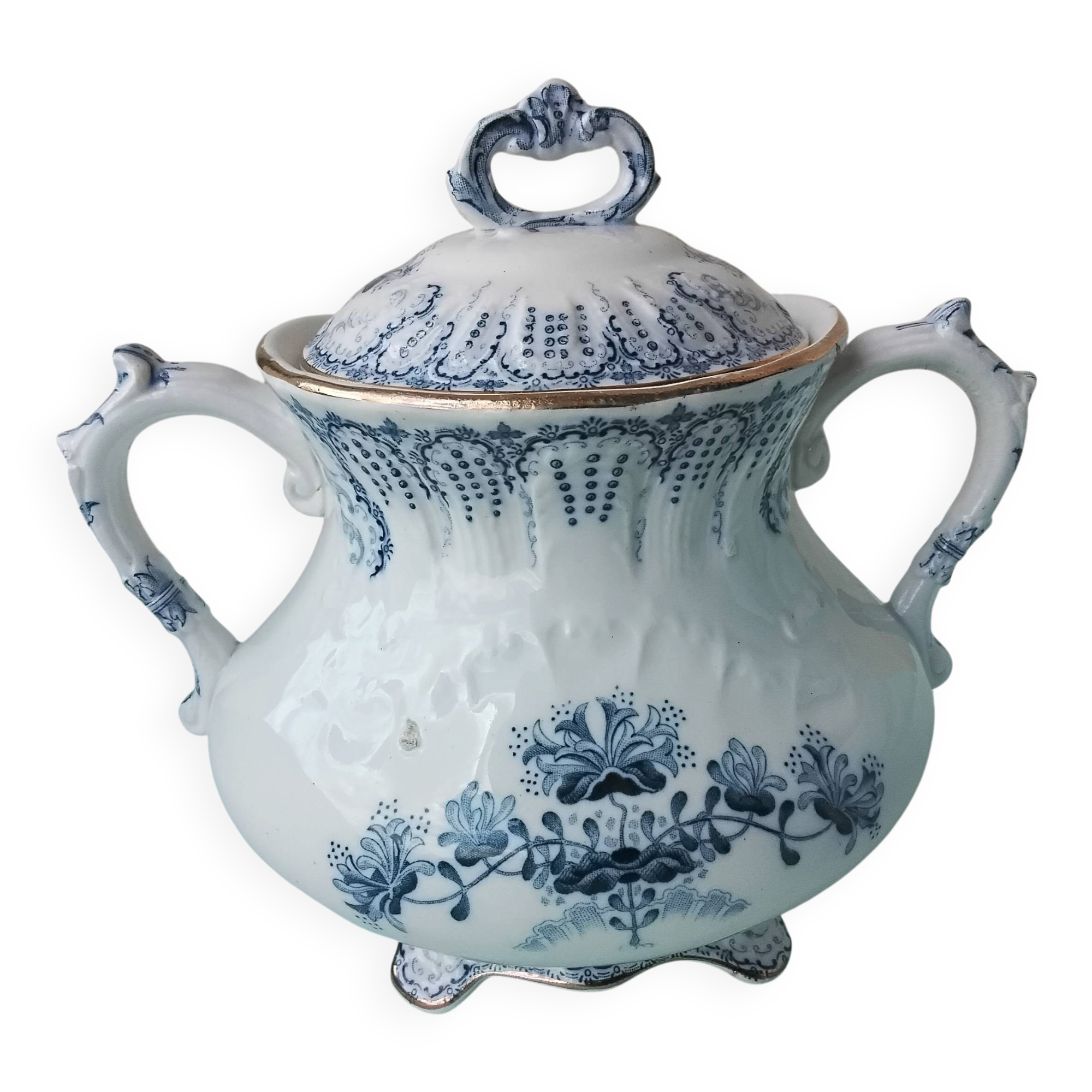 Sugar bowl in Saint Amand ironstone