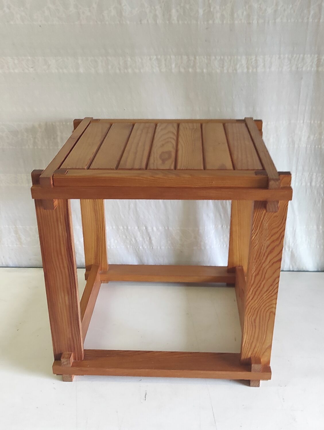 Solid wood side table - 70s