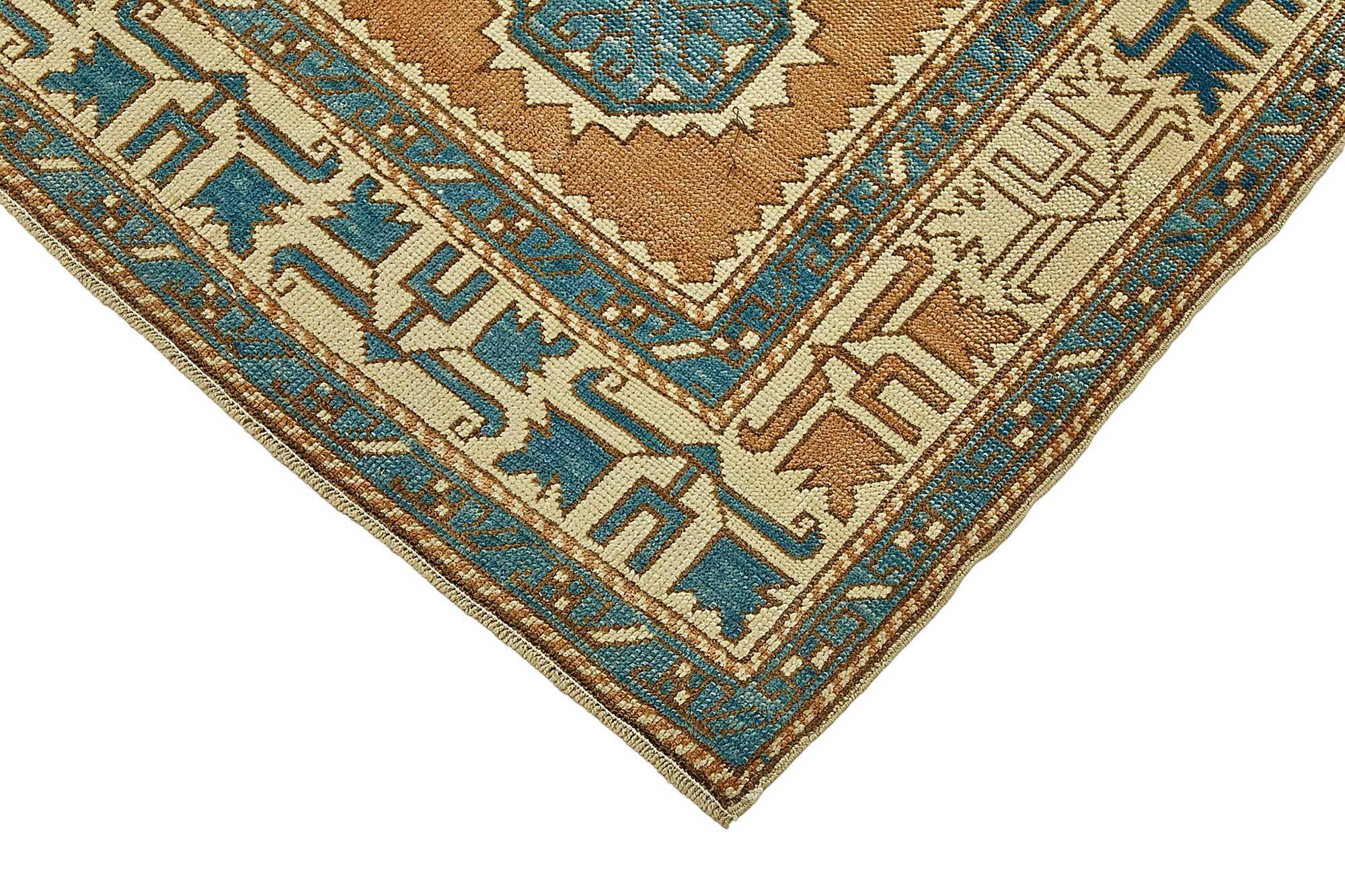 Turkish Vintage Anatolian Rug 134 cm x 214 cm