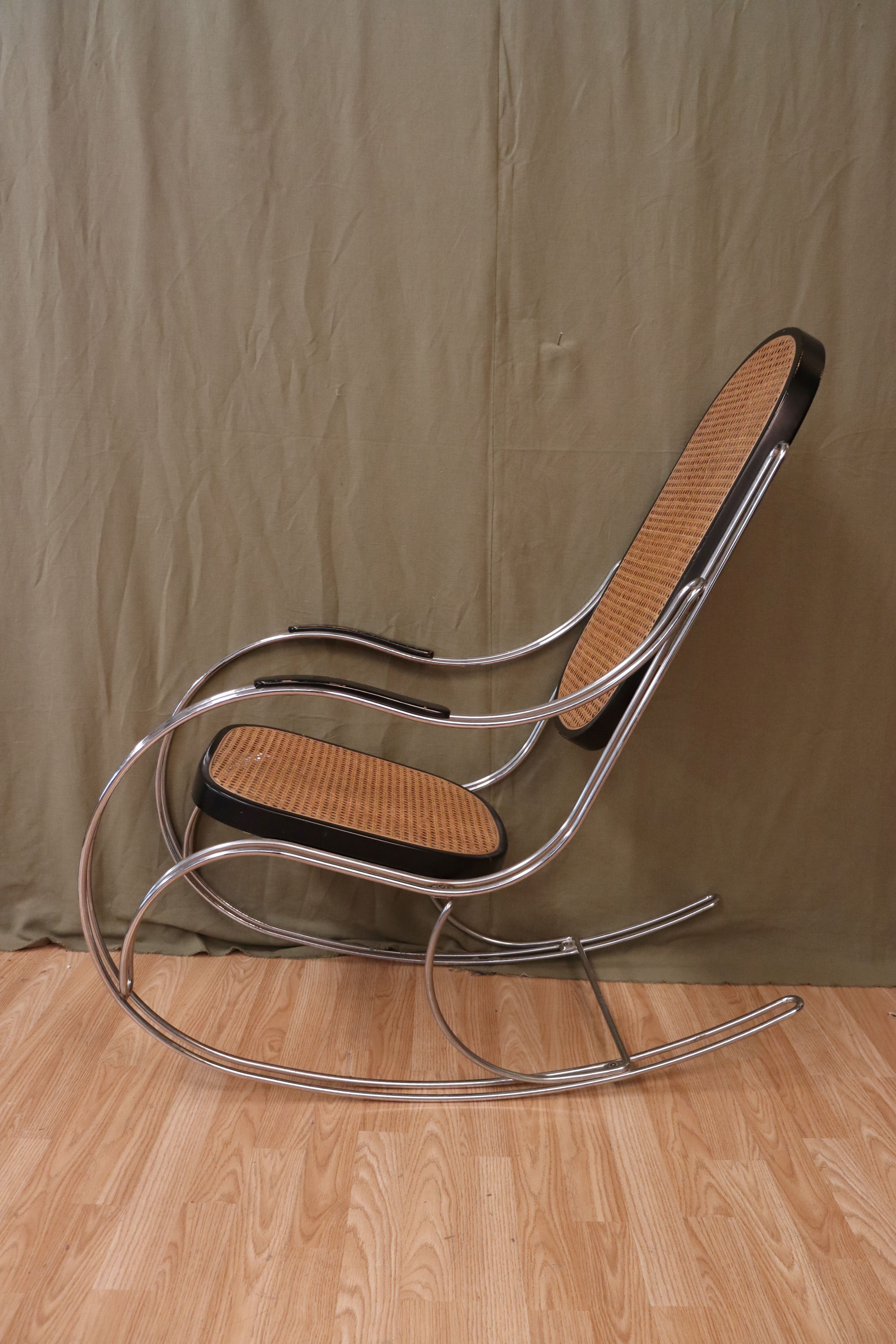 Rocking chair