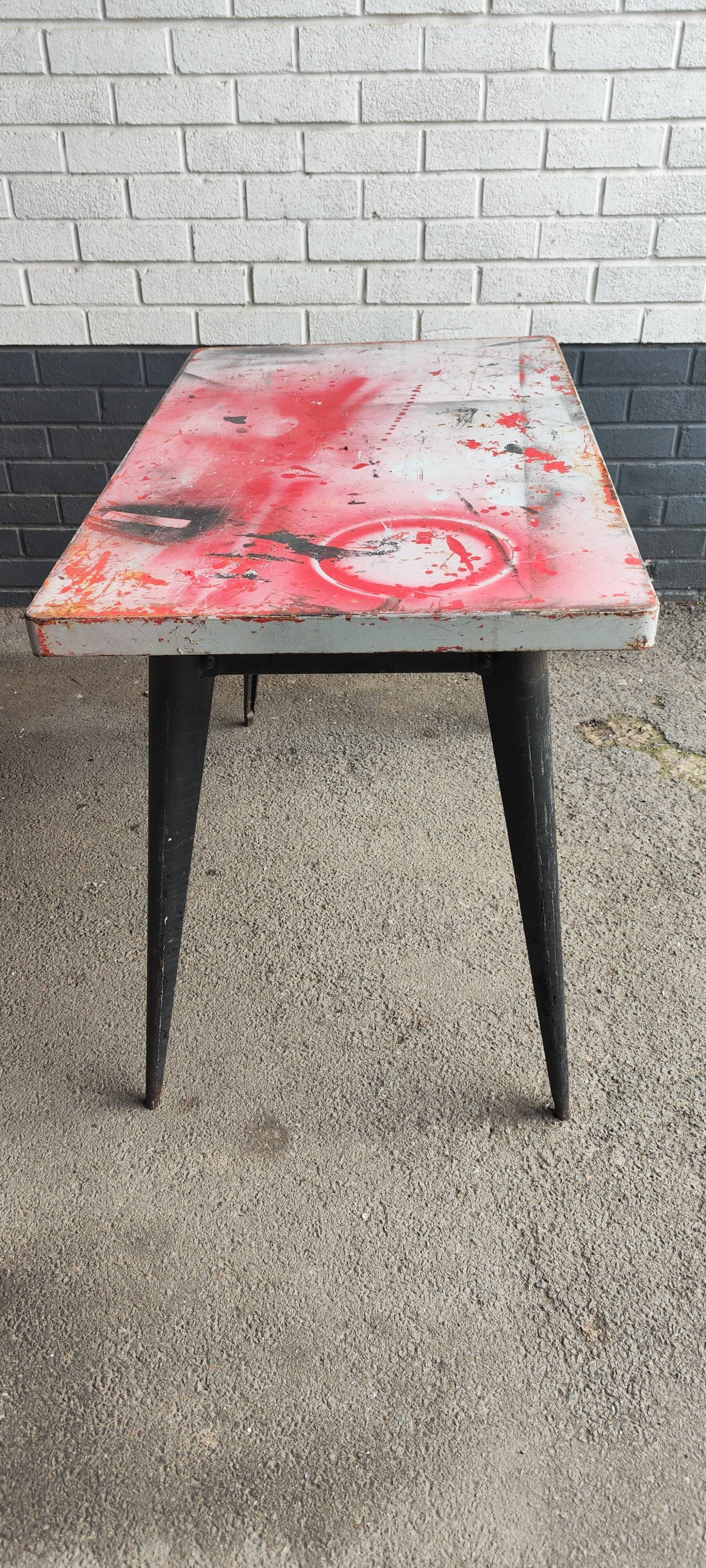 ancienne petite table tolix couleur origine 100 x 60 cm