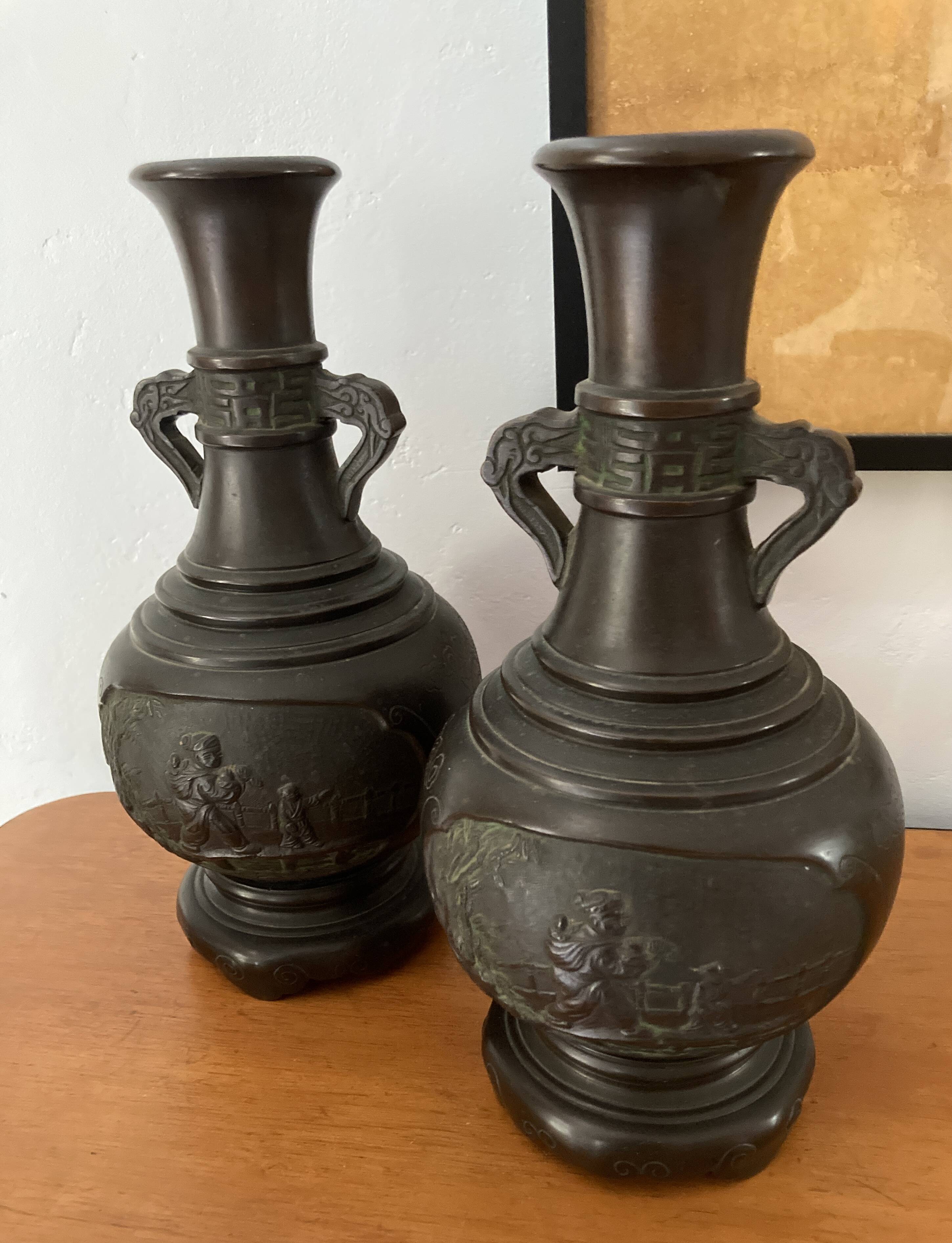 Pair of antique bronze vases - Asia -