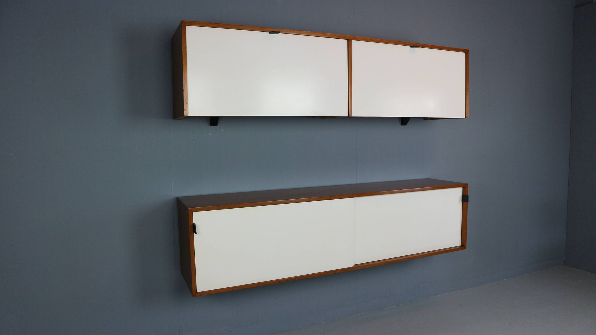 Florence Knoll for Knoll set of two hanging cabinets, model 121 + 123 W-1, 1947