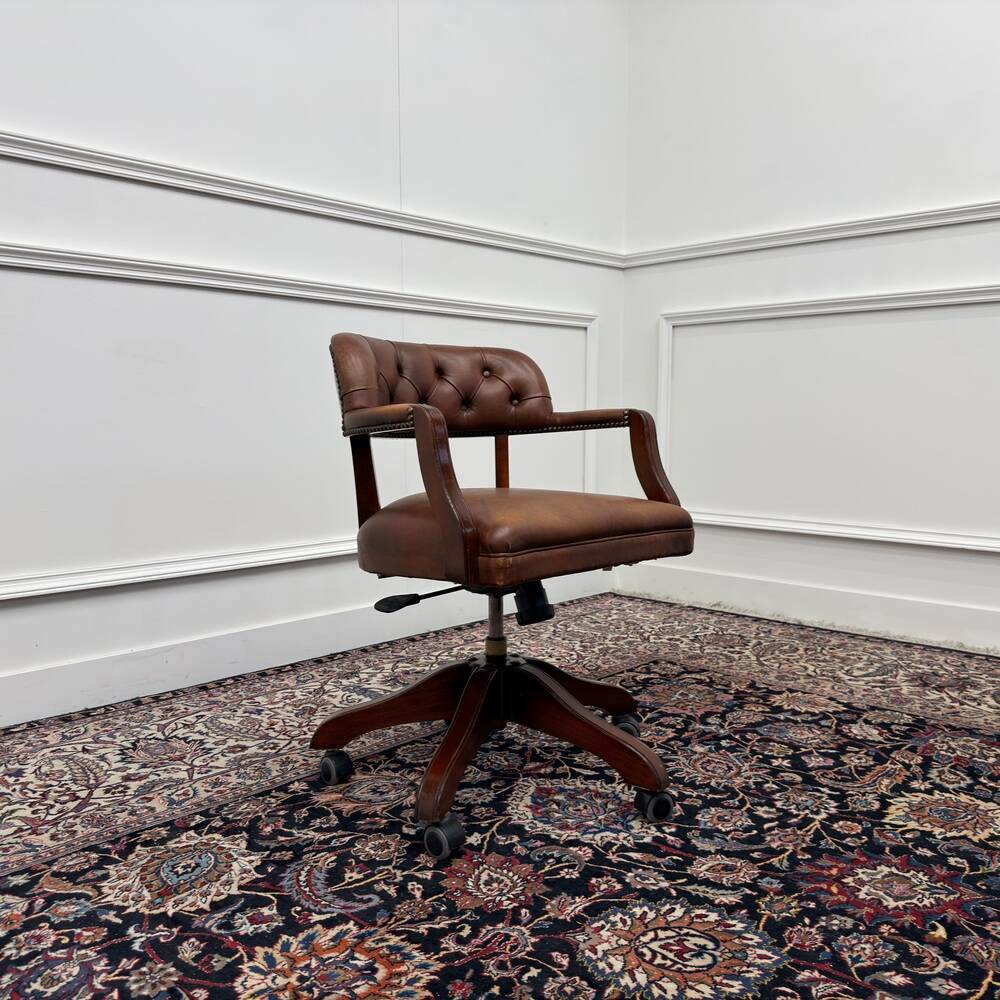 Chaise de bureau Chesterfield Wade en cuir marron