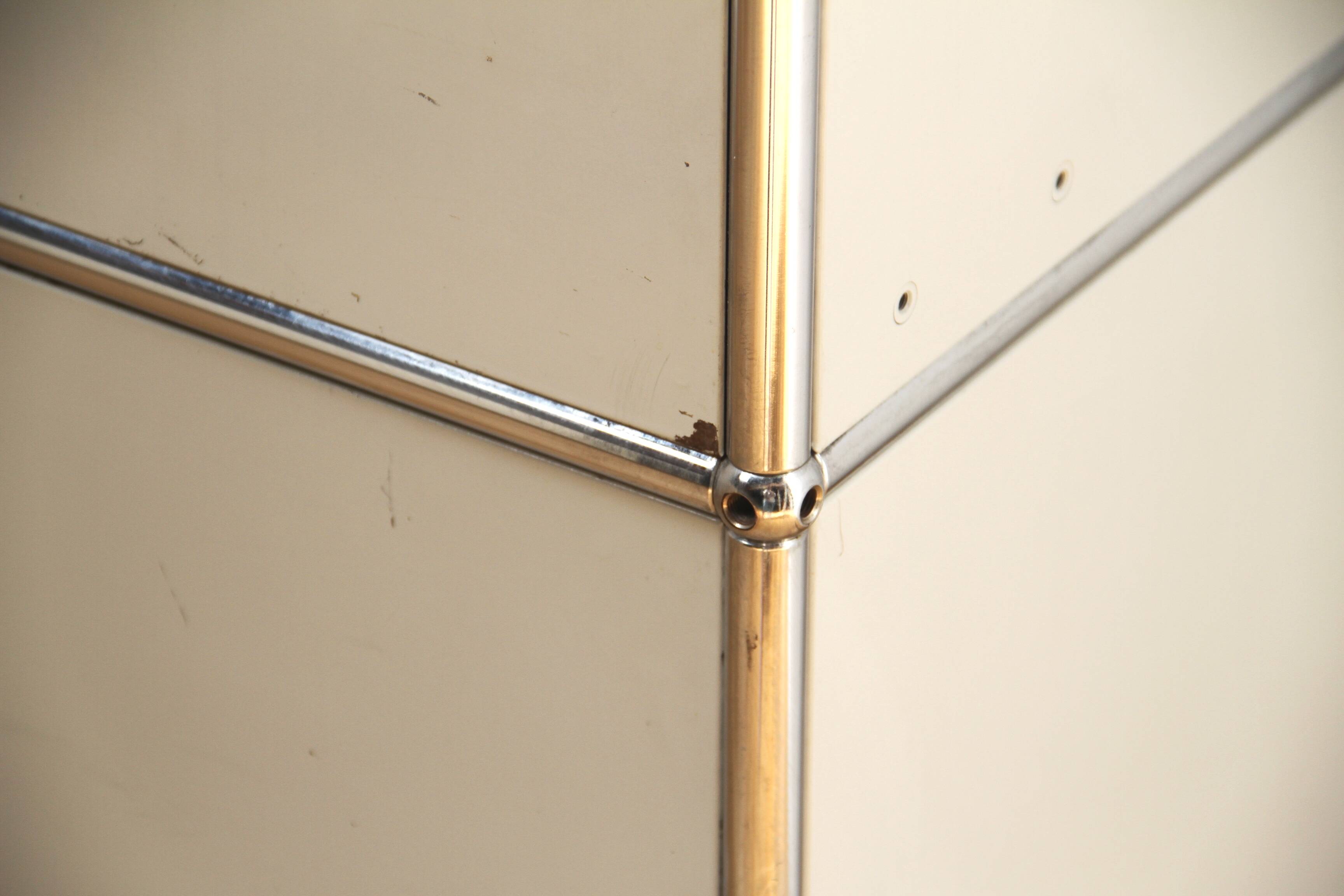 USM Haller storage unit