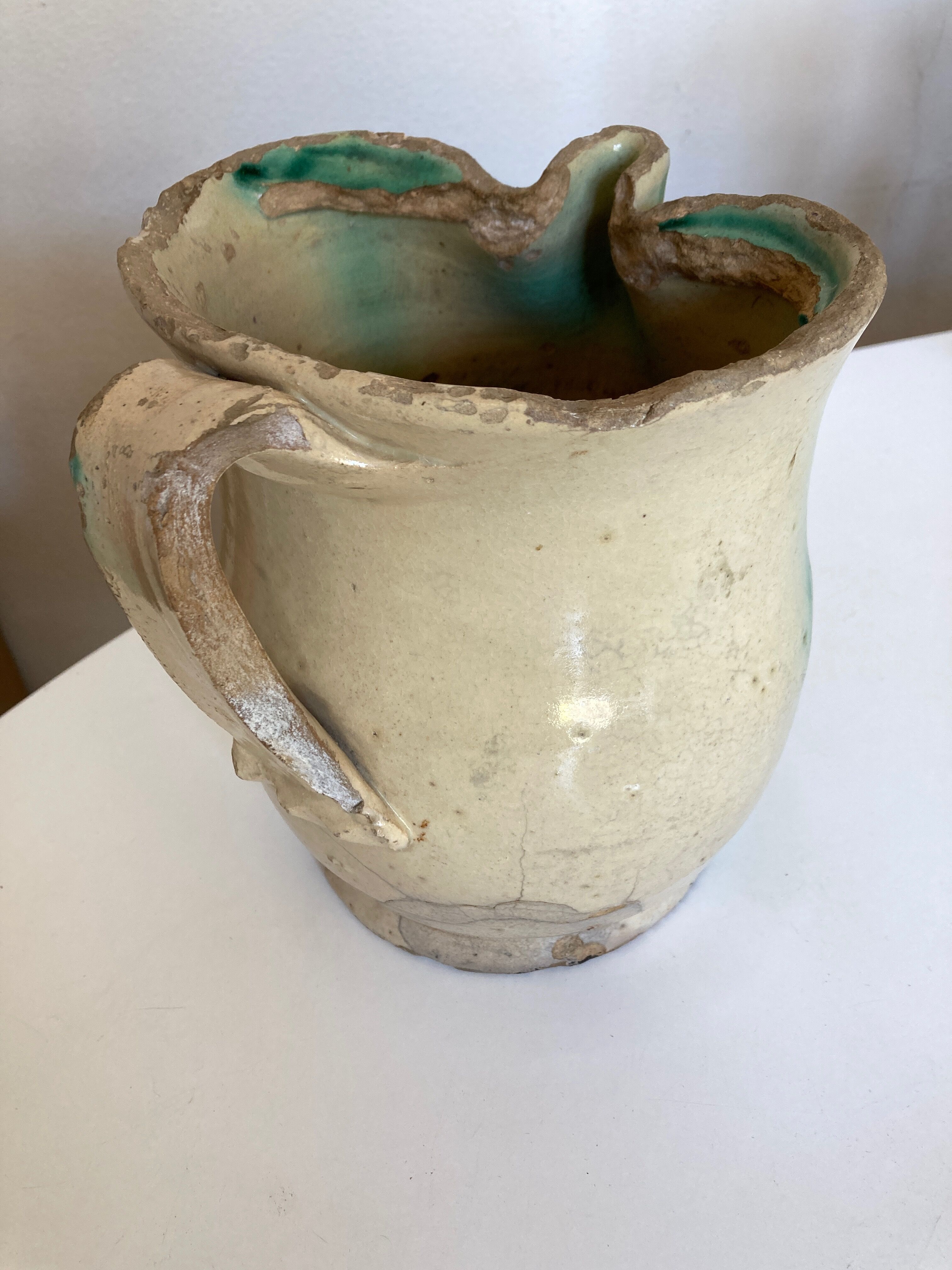 Vase pitcher 18th Italian glazed earth of Vietri Amalfi