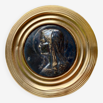 Small round religious frame