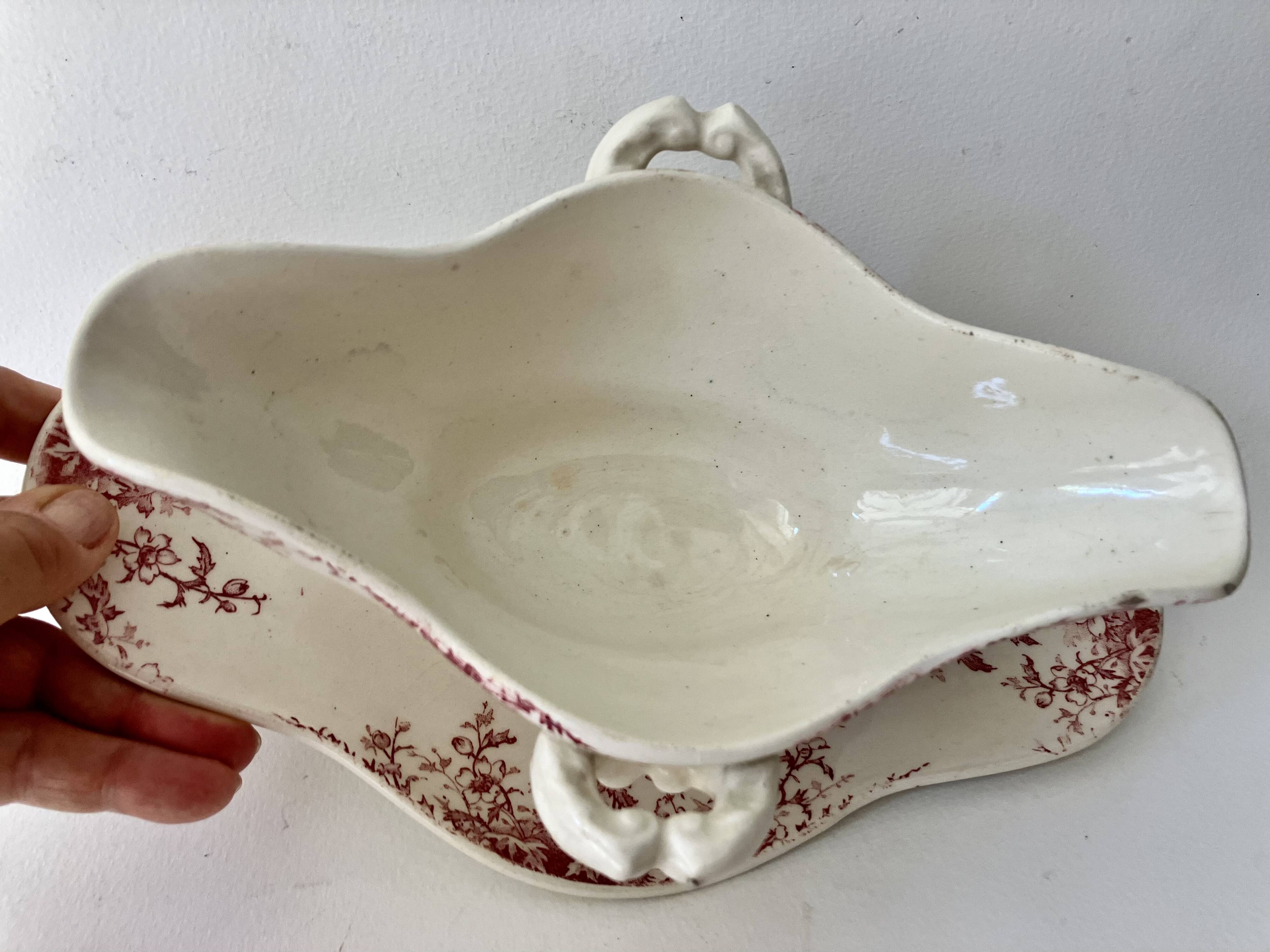 Sauce boat, Gien opaque porcelain - Printemps service