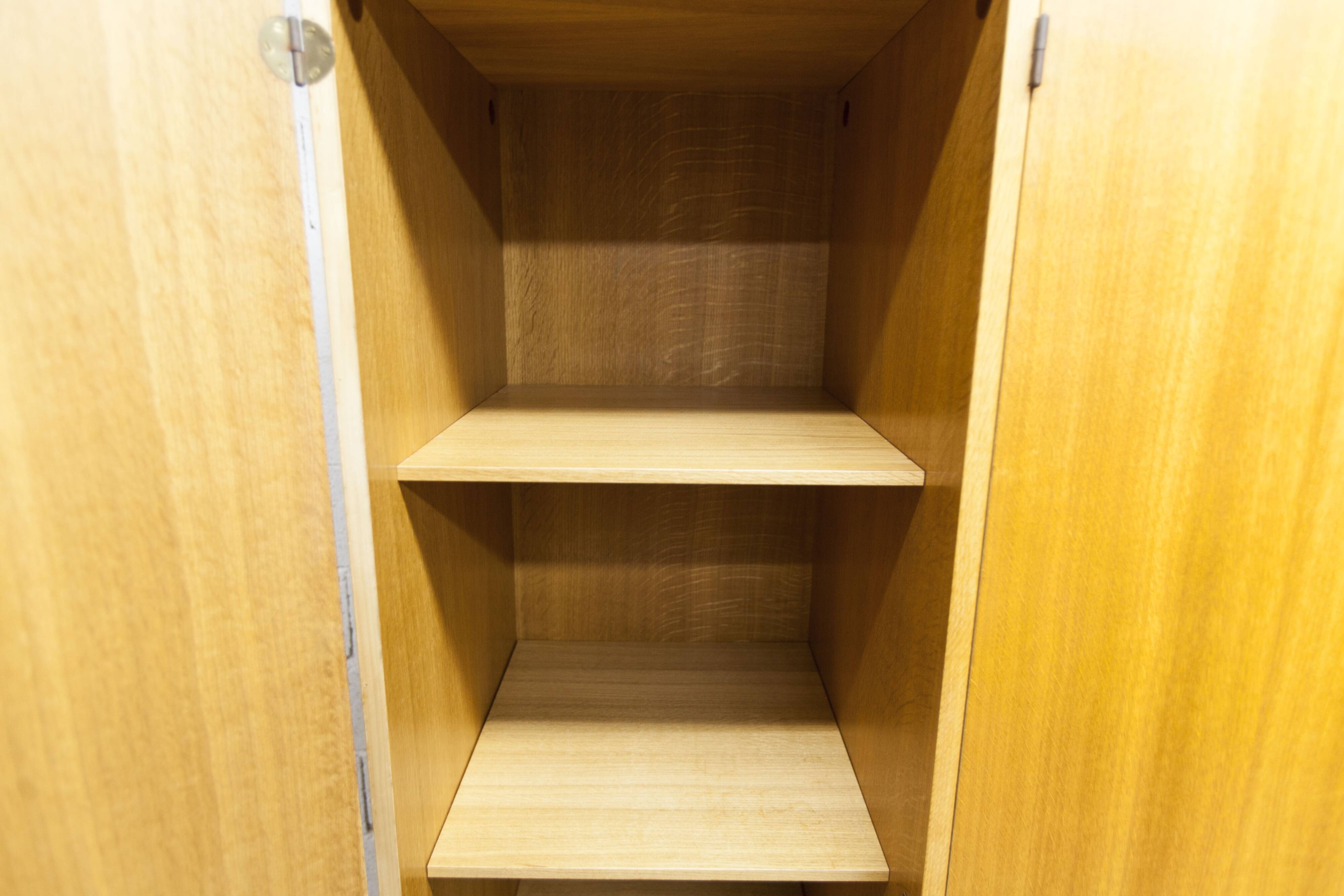 Scandinavian 3-door wardrobe in blond teak