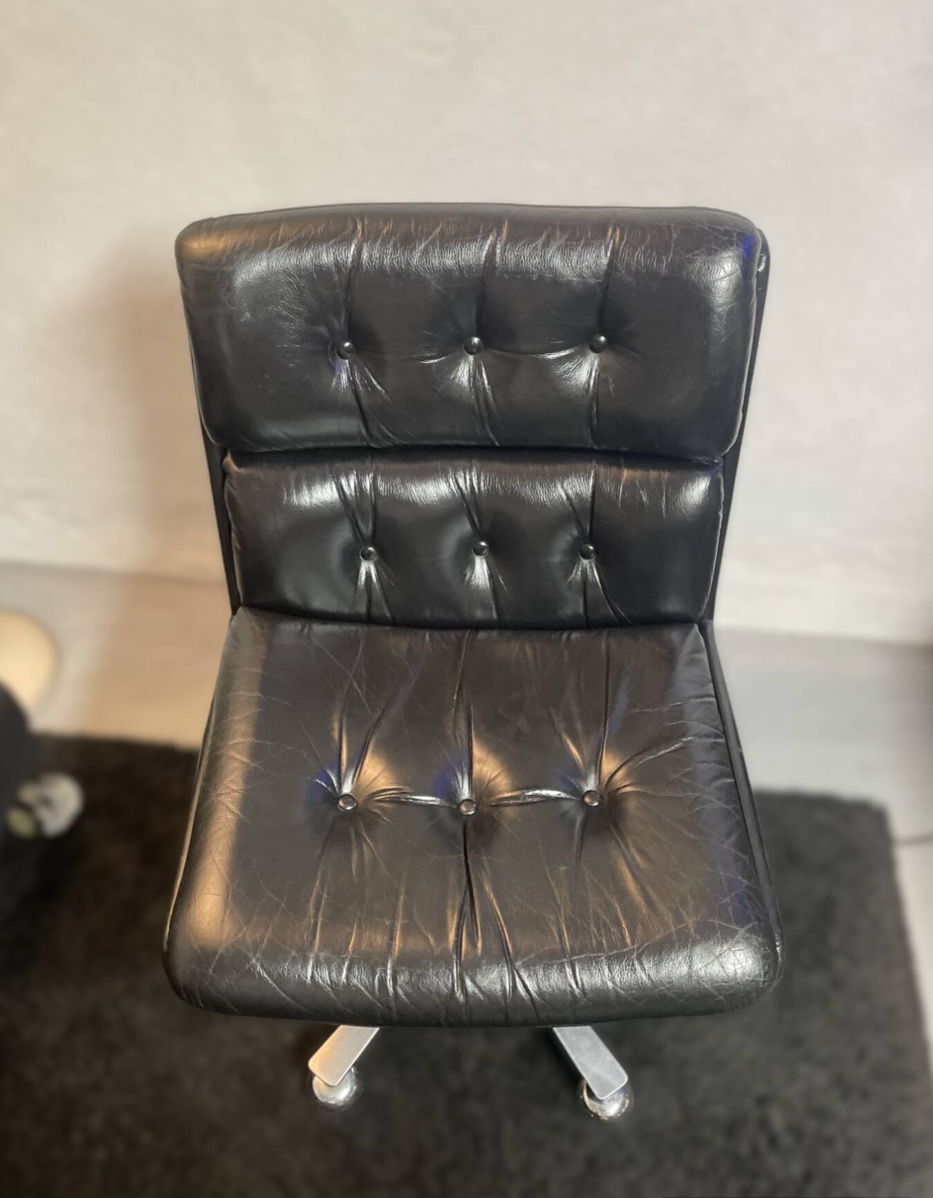 Cofemo leather armchair