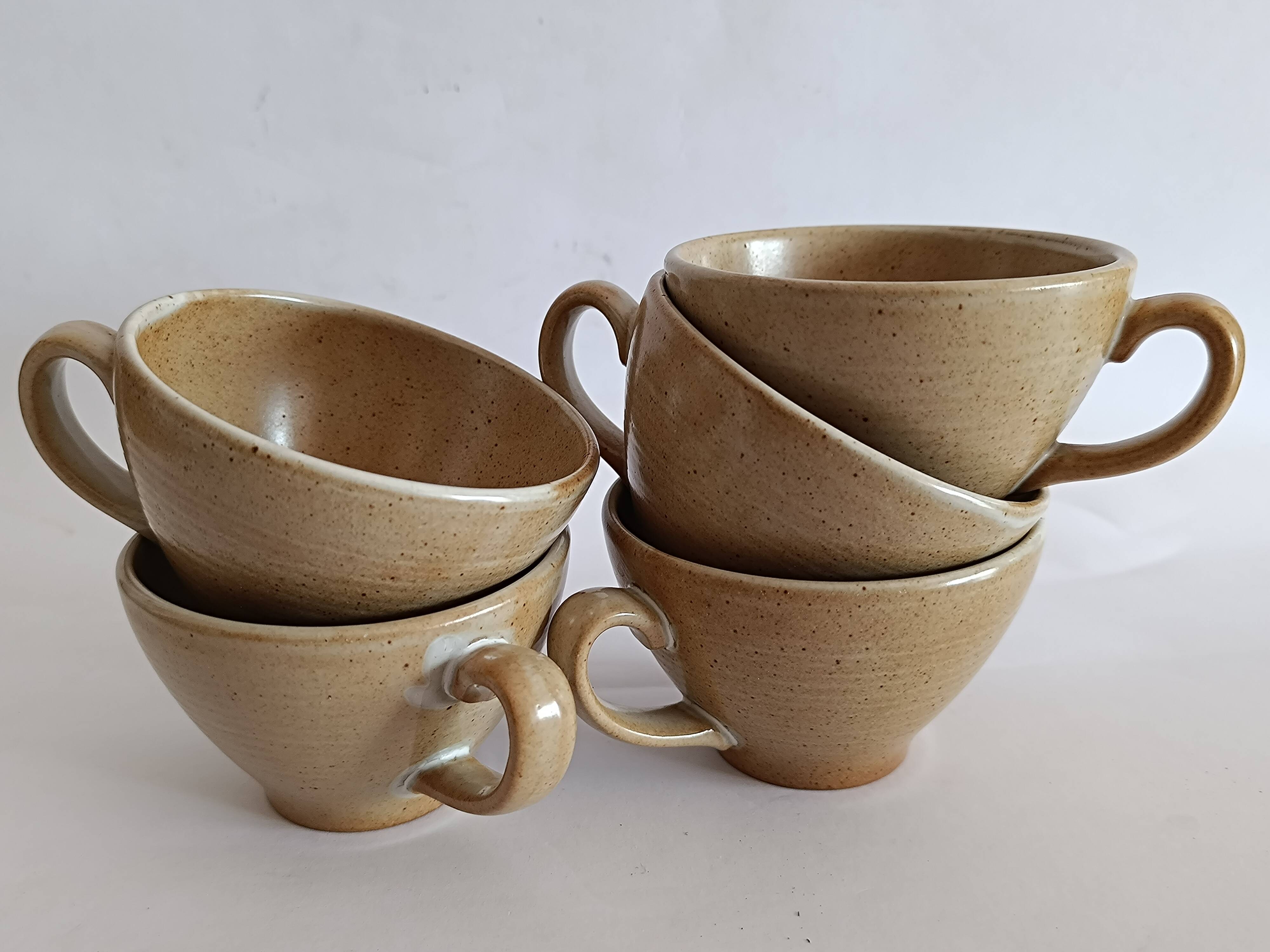 Tasses en grès