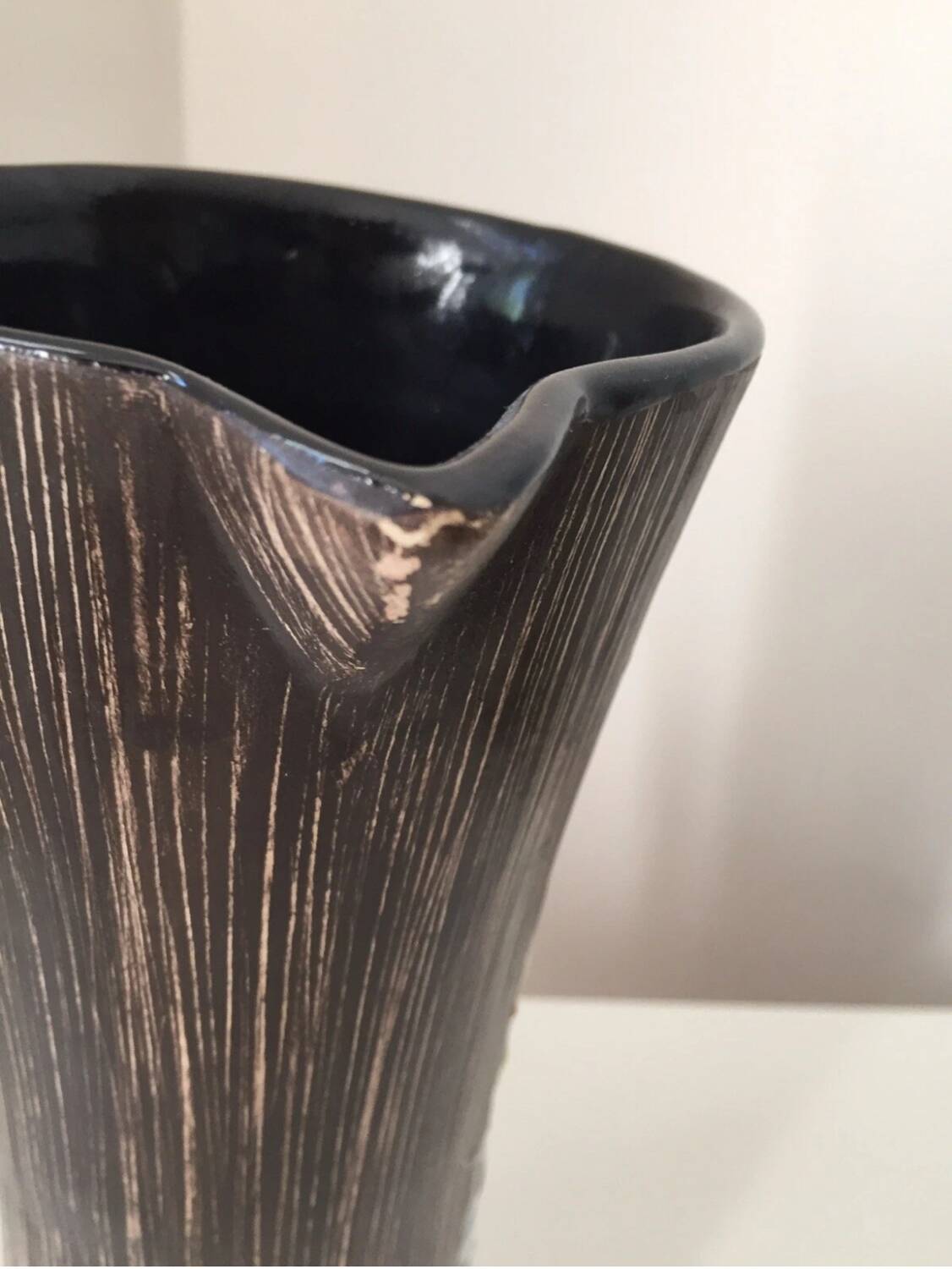 Pichet en céramique effet bois, 1950