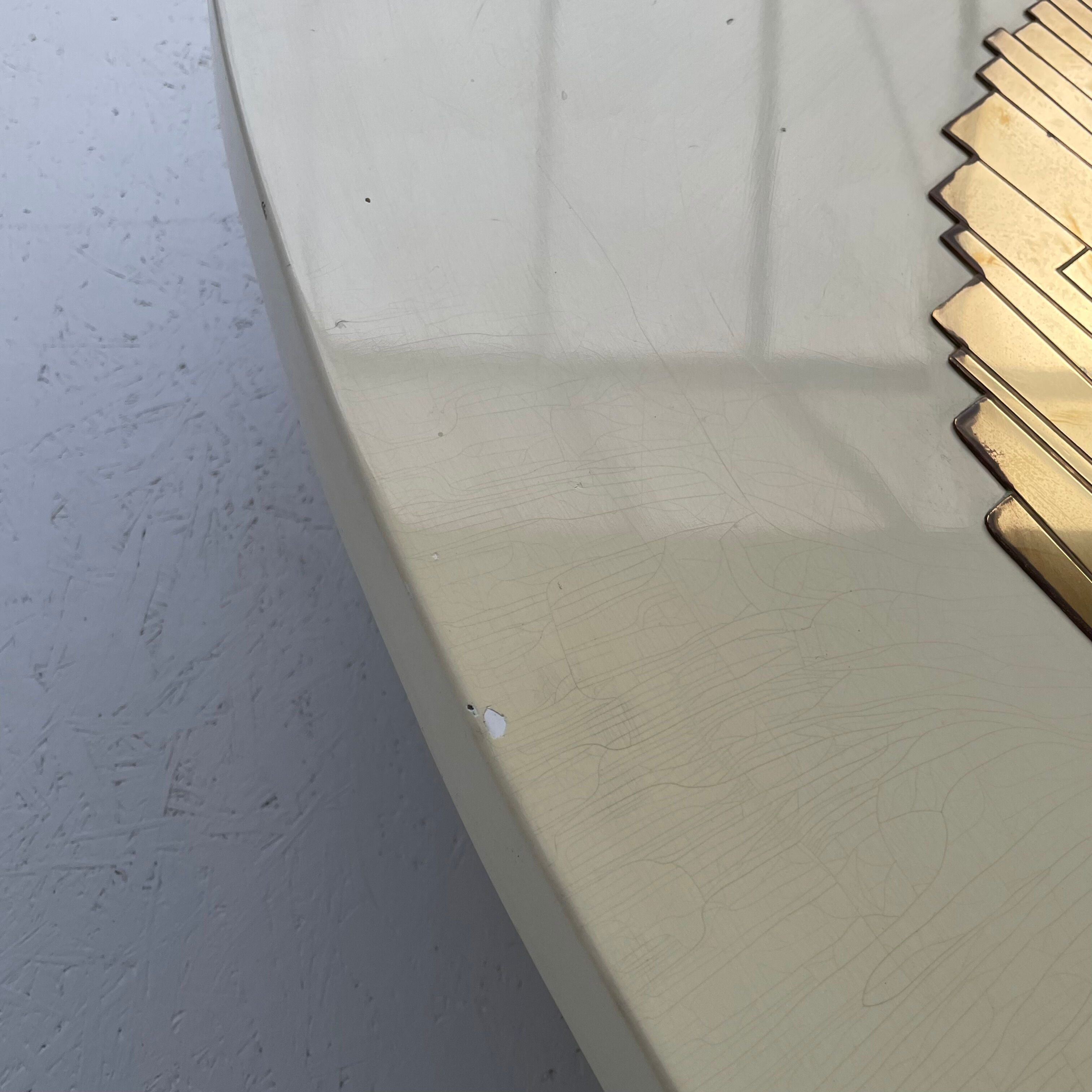 Off white Roger Vanhevel coffee table