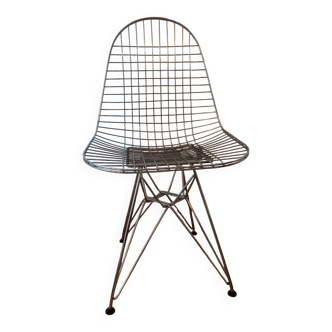 1 vintage wire chair