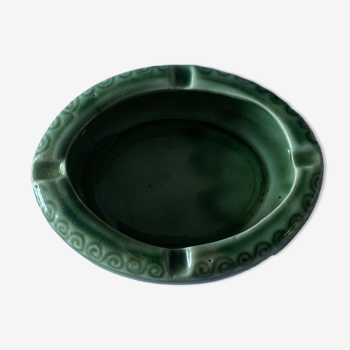 Green arabesque ashtray